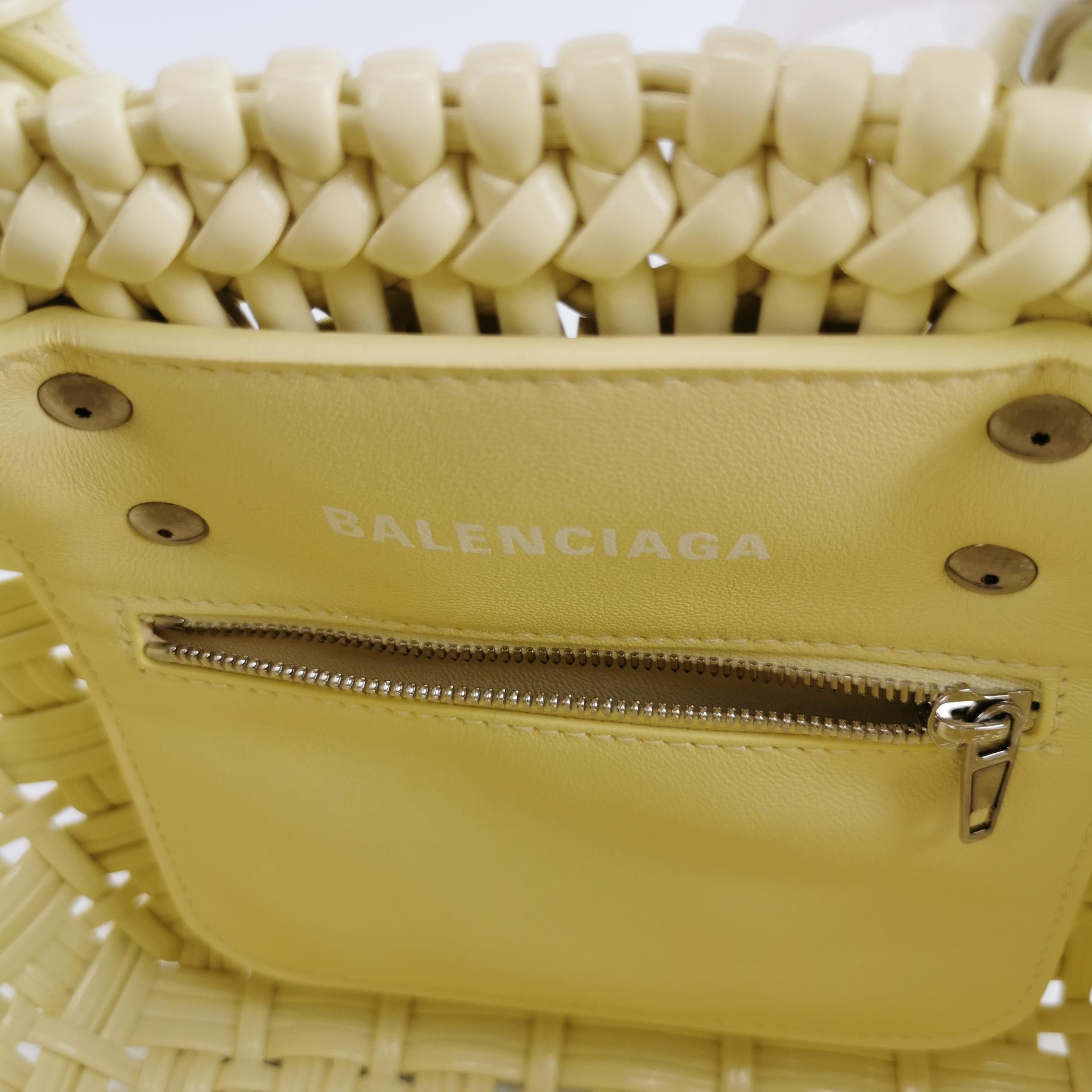 Balenciaga Balenciaga Women os Shoulder Bags Size ONE SIZE - 8 Thumbnail