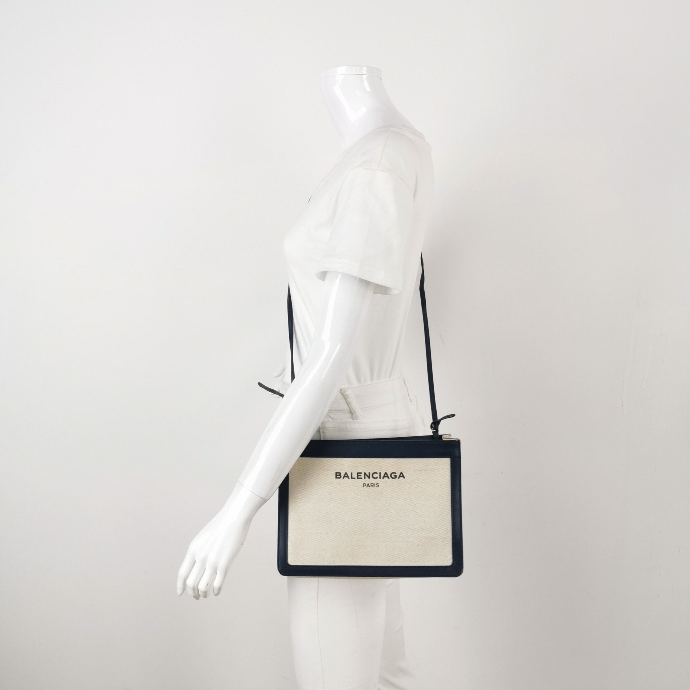 Balenciaga Balenciaga Women os Crossbody Bags Size ONE SIZE - 2 Thumbnail