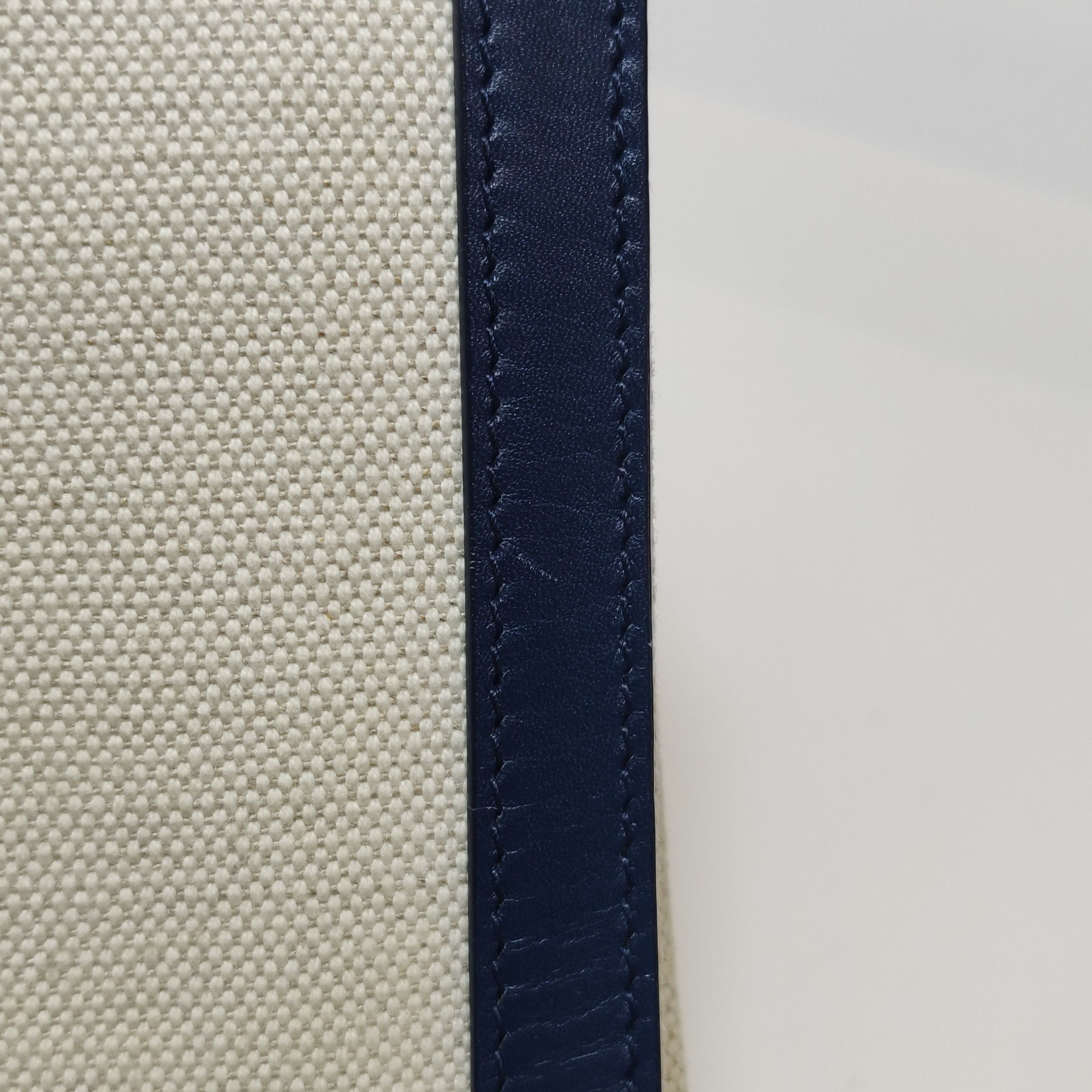 Balenciaga Balenciaga Women os Crossbody Bags Size ONE SIZE - 22 Thumbnail