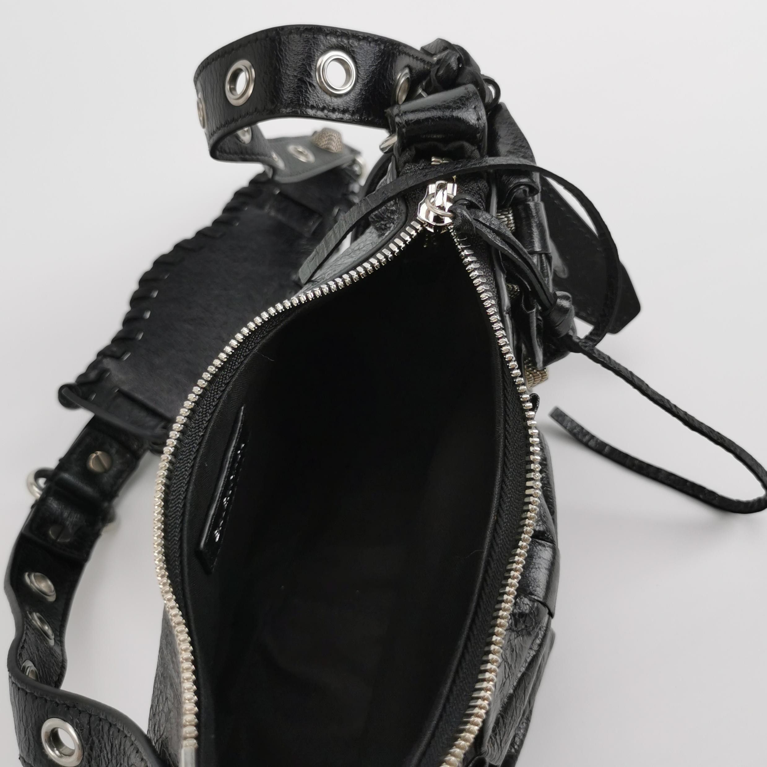 Balenciaga Balenciaga Women os Shoulder Bags Size ONE SIZE - 8 Thumbnail