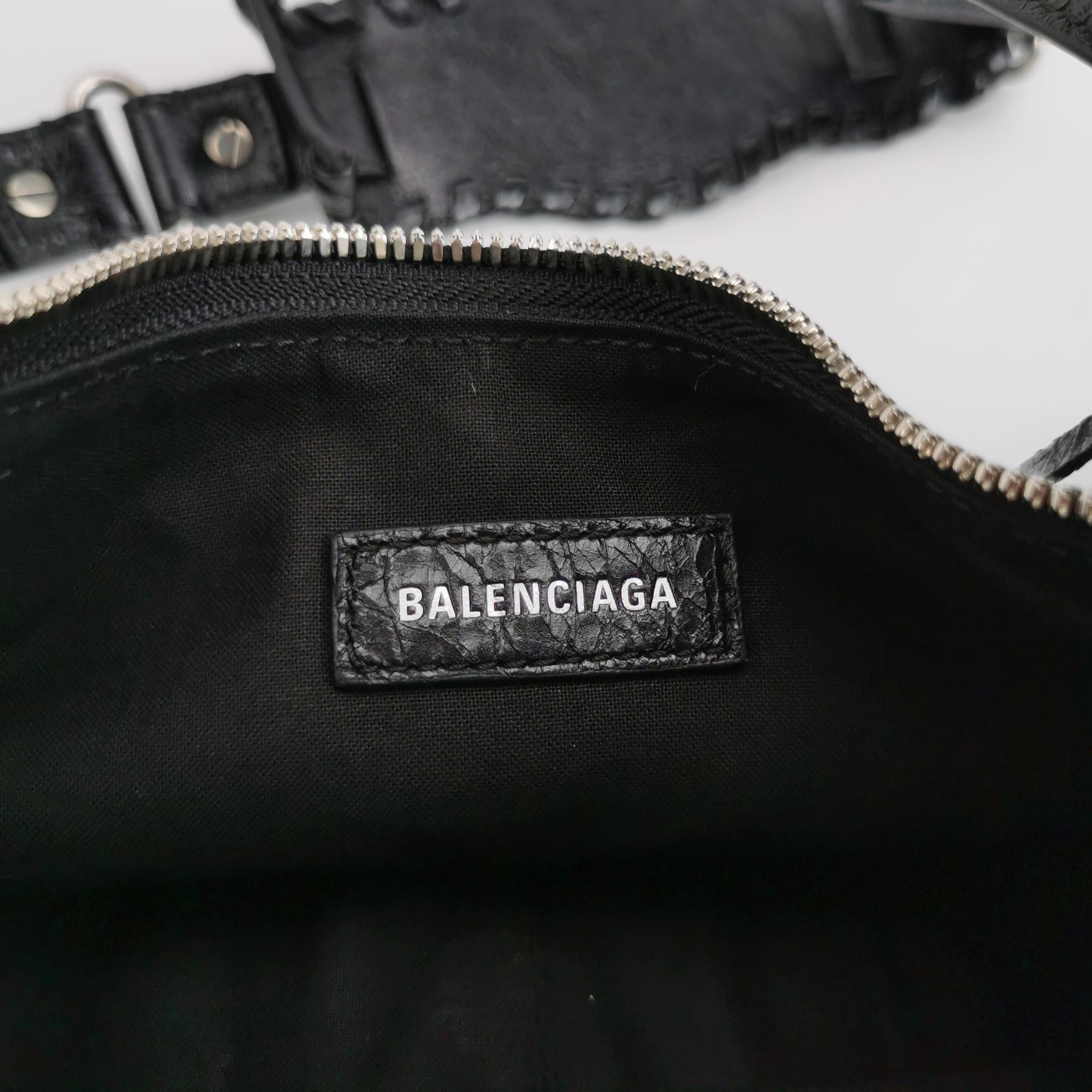 Balenciaga Balenciaga Women os Shoulder Bags Size ONE SIZE - 9 Thumbnail