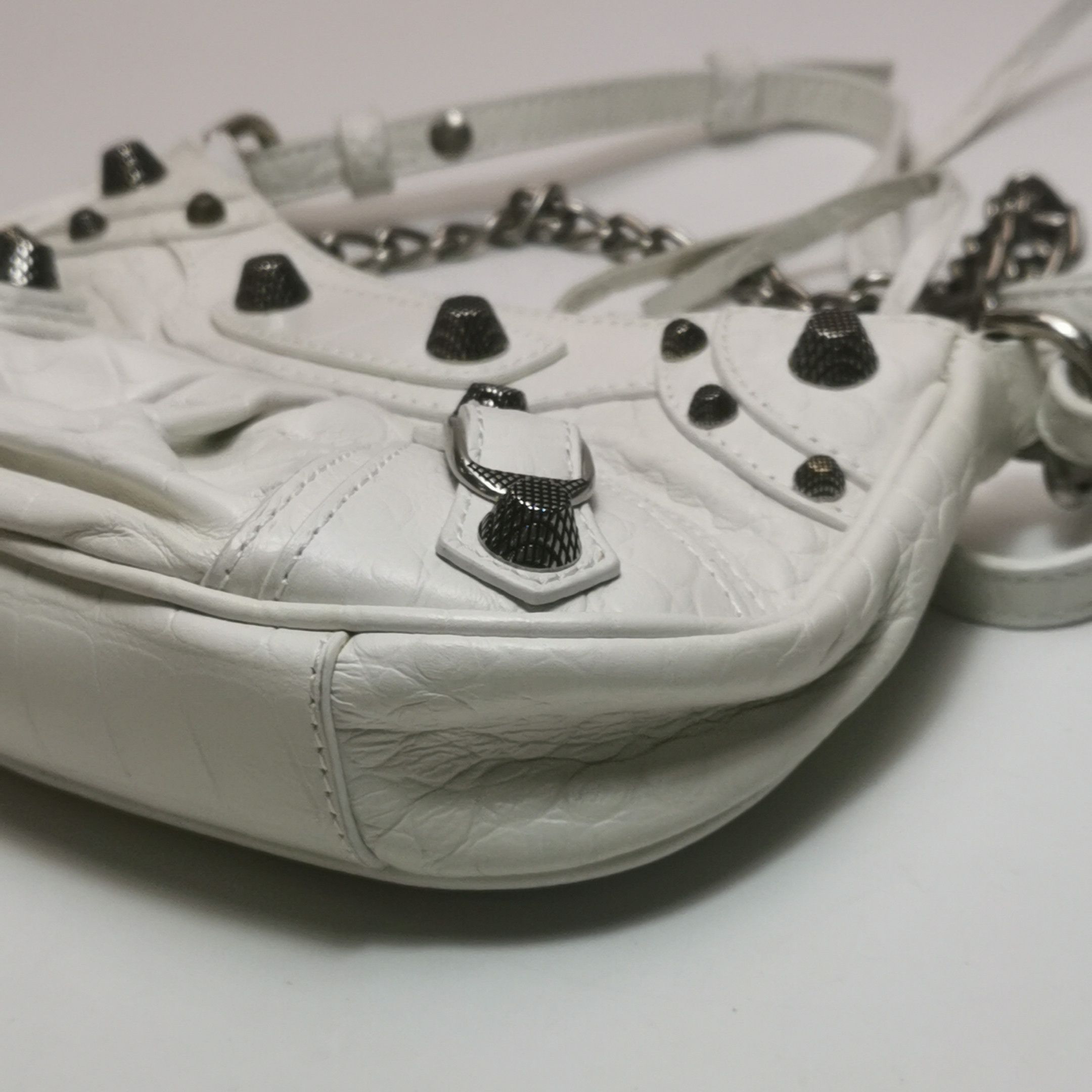 Balenciaga Balenciaga Women os Shoulder Bags Size ONE SIZE - 22 Thumbnail