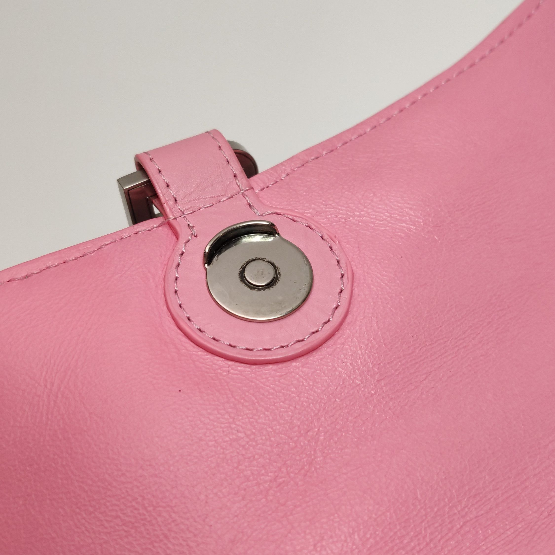 Balenciaga Balenciaga Women os Shoulder Bags Size ONE SIZE - 13 Thumbnail