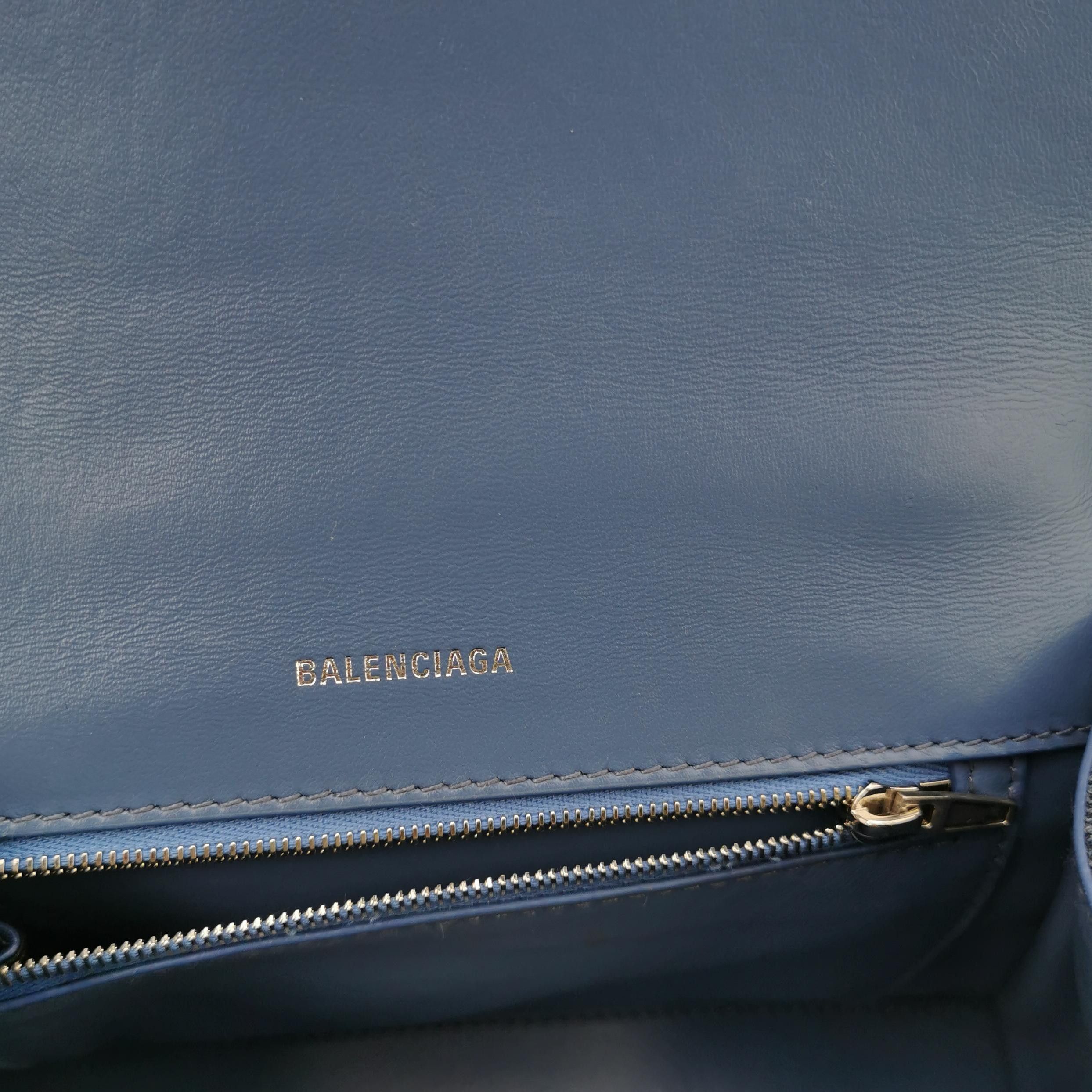 Balenciaga Balenciaga Women os Shoulder Bags Size ONE SIZE - 8 Thumbnail