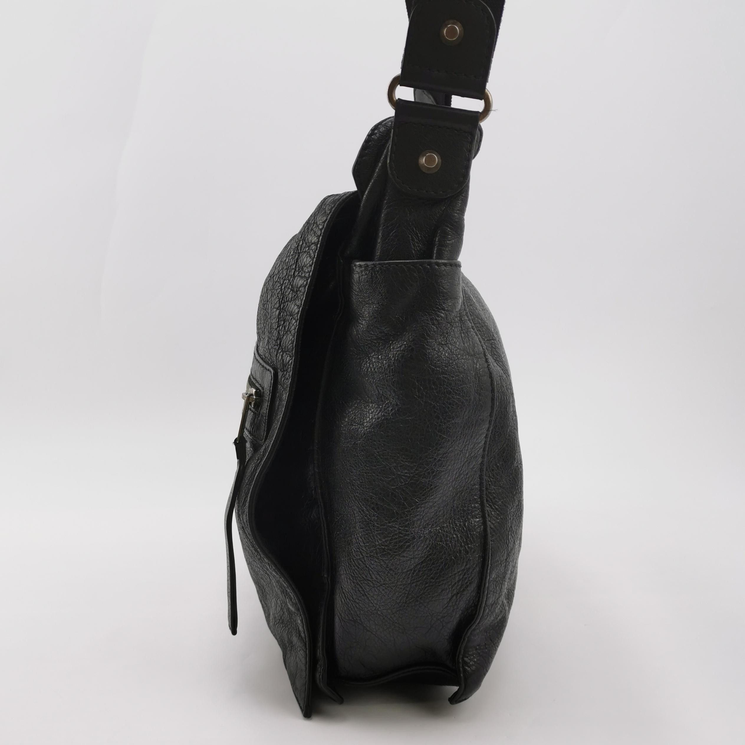 Balenciaga Balenciaga Women os Shoulder Bags Size ONE SIZE - 3 Thumbnail
