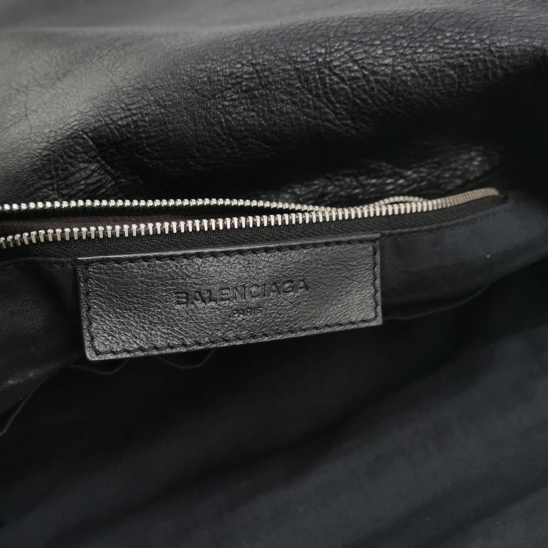 Balenciaga Balenciaga Women os Shoulder Bags Size ONE SIZE - 8 Thumbnail