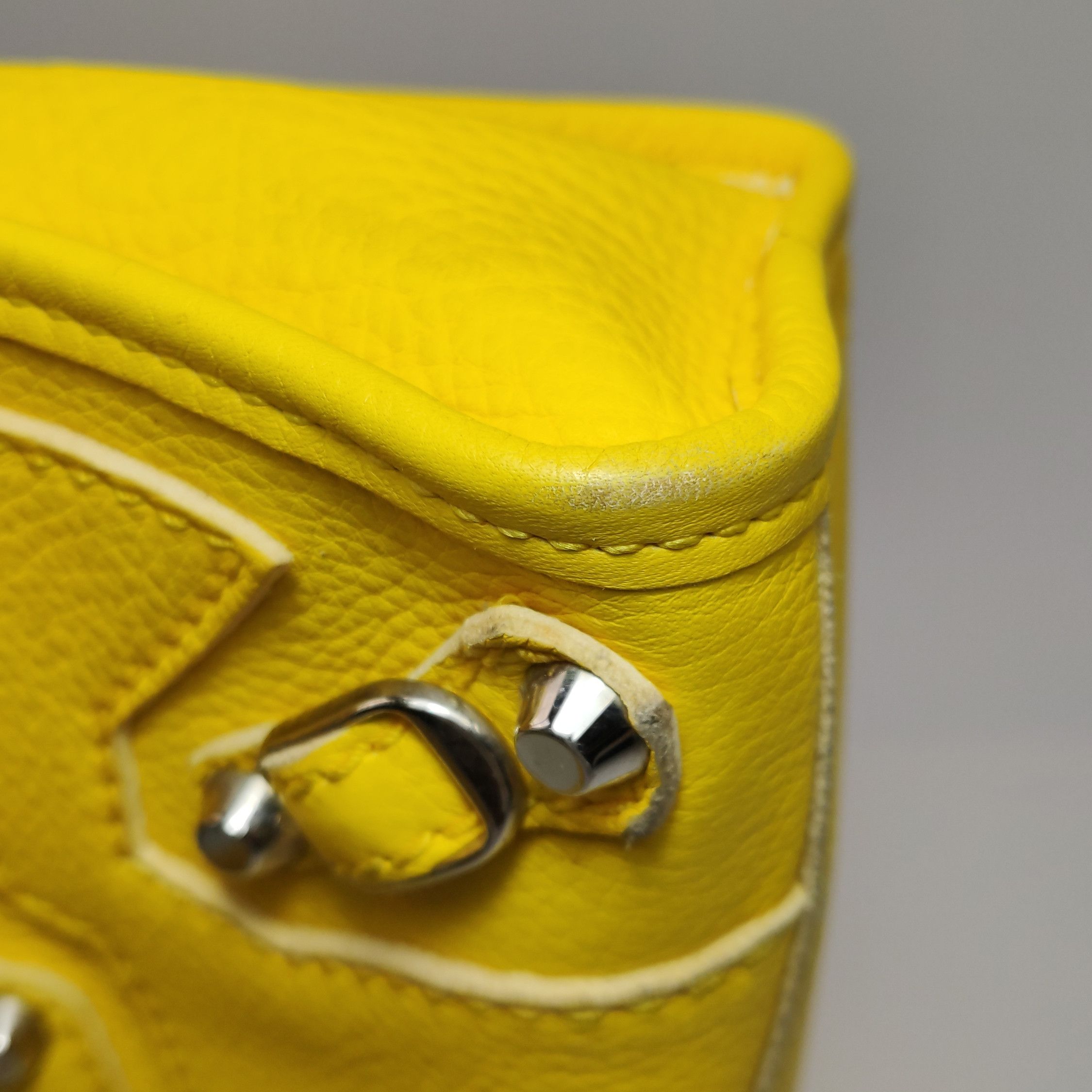 Balenciaga Balenciaga Women os Crossbody Bags Size ONE SIZE - 15 Thumbnail