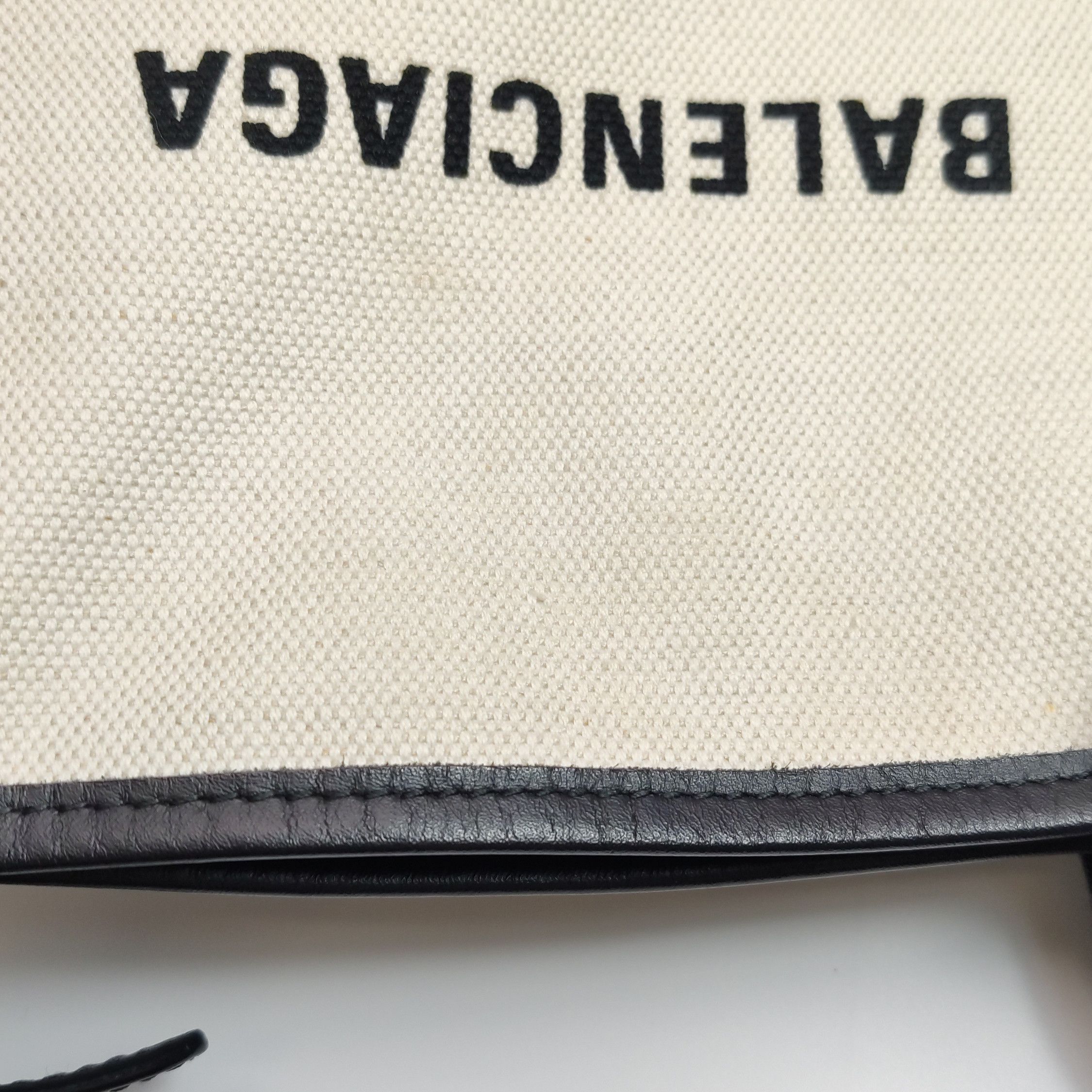 Balenciaga Balenciaga Women os Shoulder Bags Size ONE SIZE - 15 Thumbnail