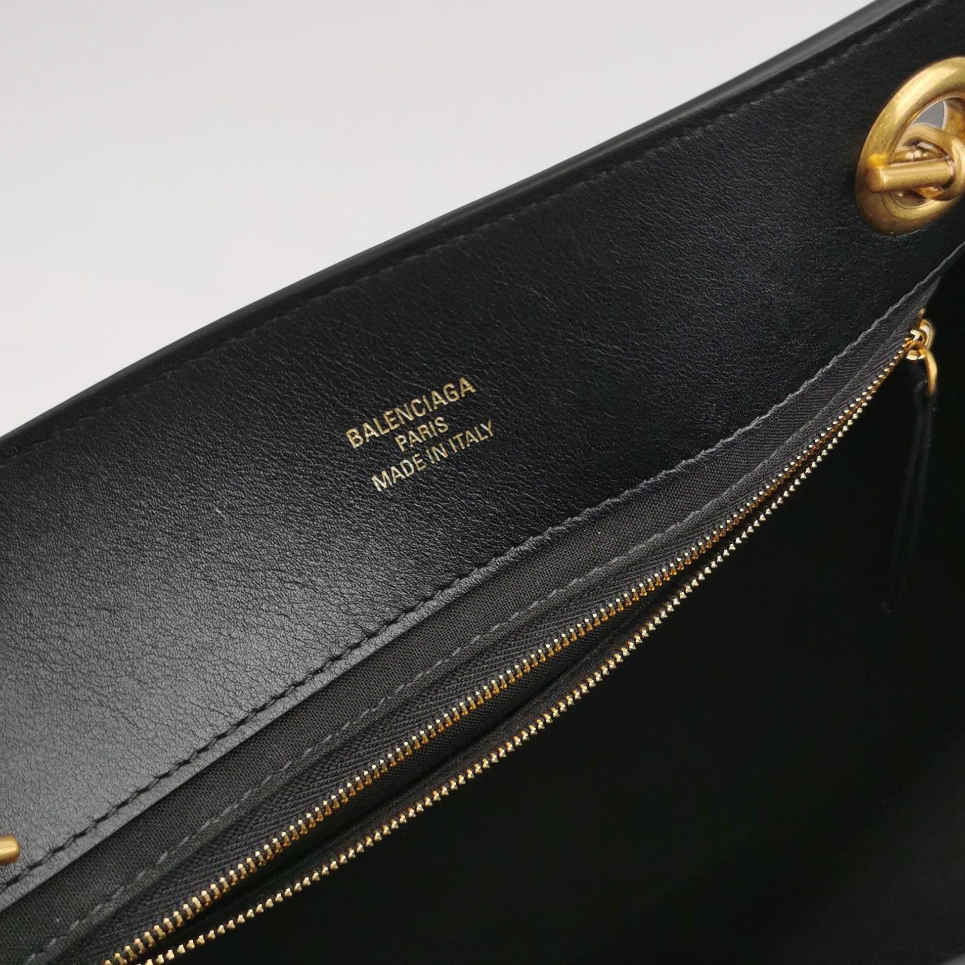 Balenciaga Balenciaga Women os Shoulder Bags Size ONE SIZE - 8 Thumbnail
