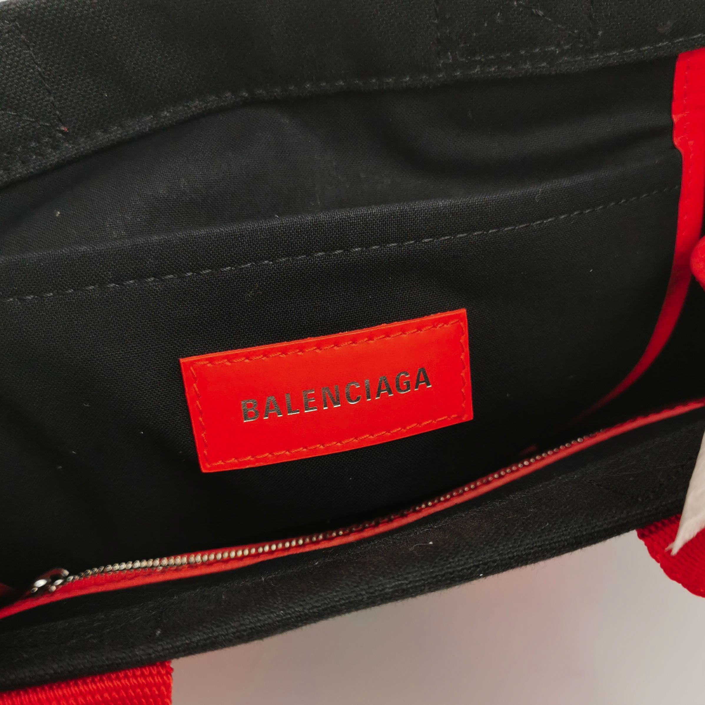 Balenciaga Balenciaga Women os Shoulder Bags Size ONE SIZE - 8 Thumbnail