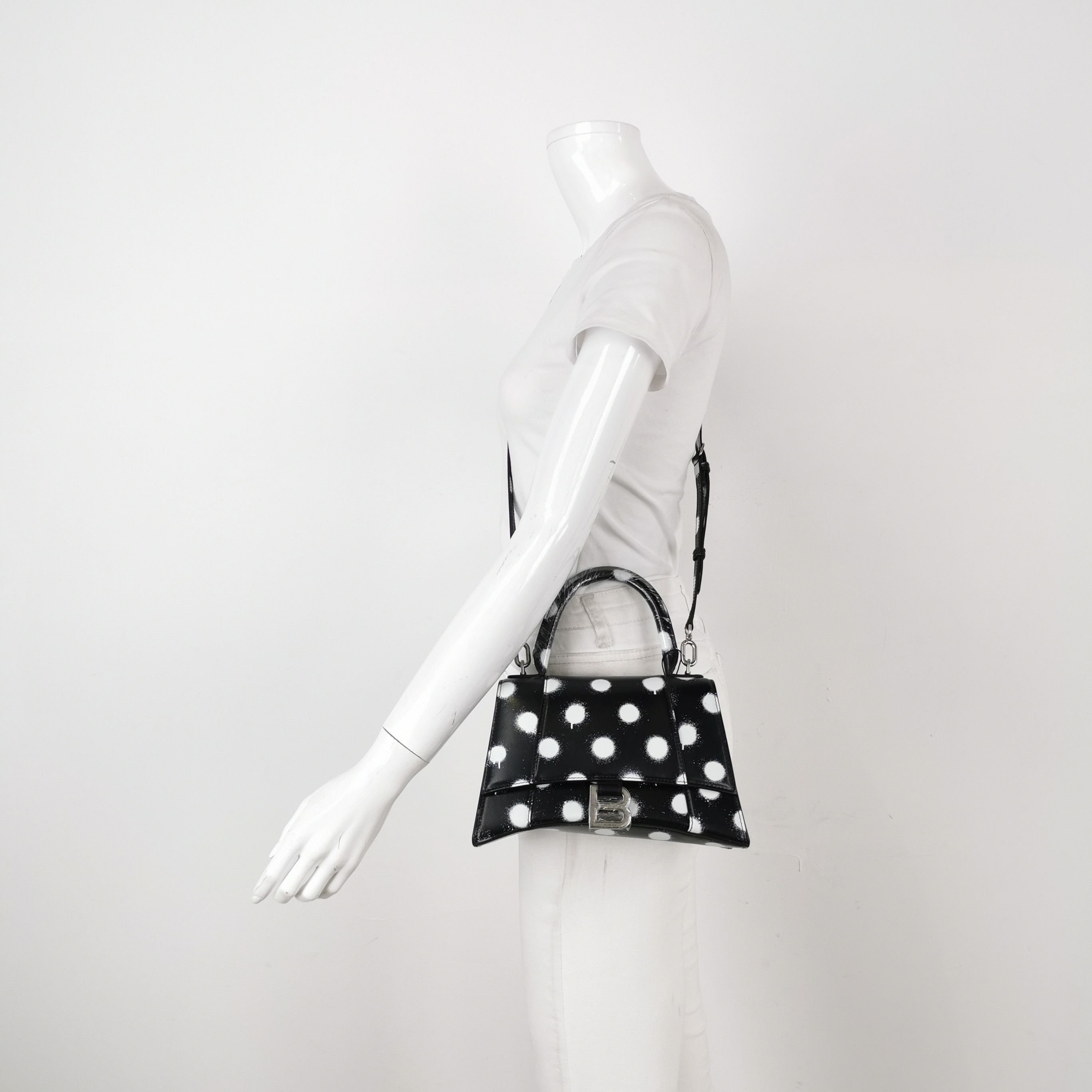 Balenciaga Balenciaga Women os Shoulder Bags Size ONE SIZE - 2 Thumbnail