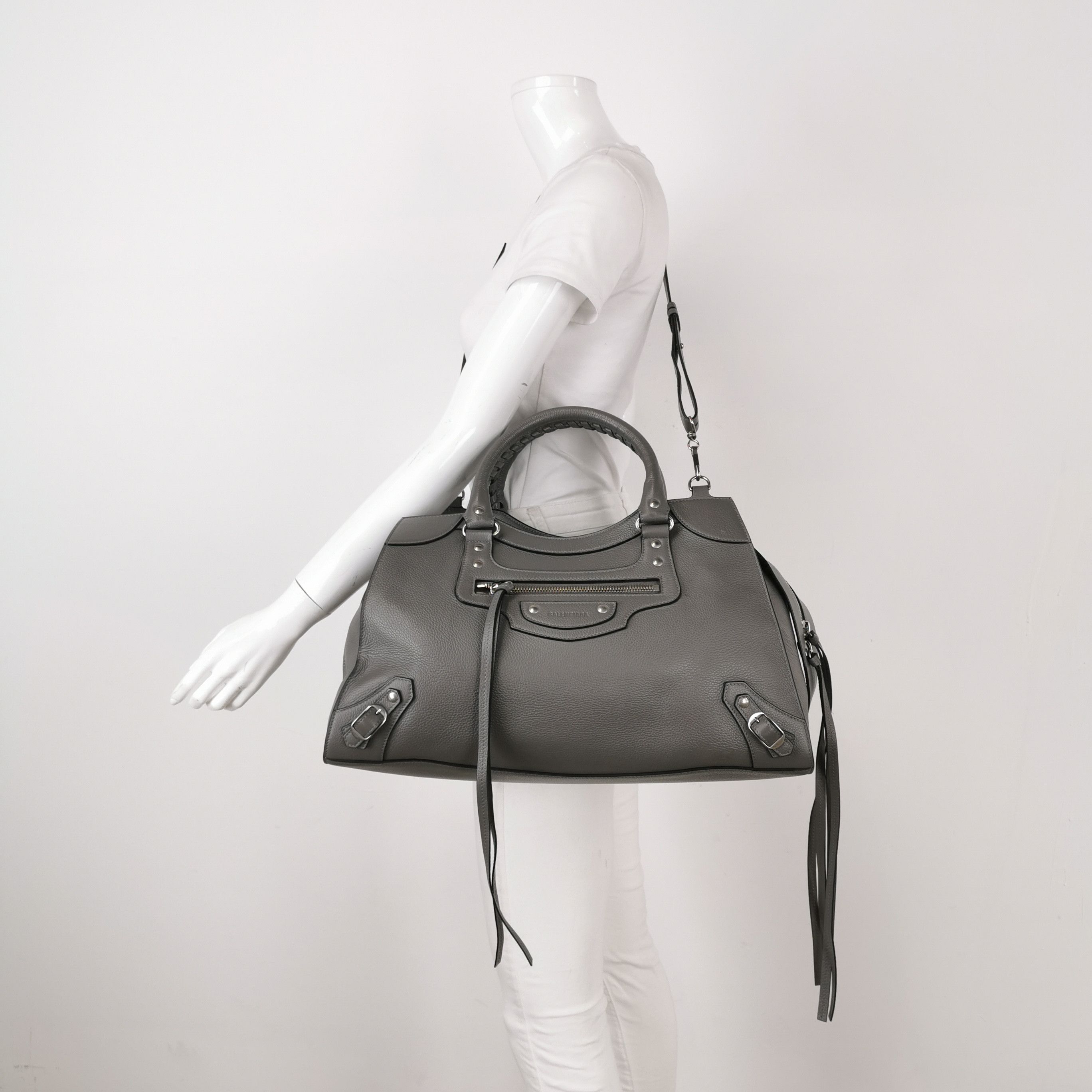 Balenciaga Balenciaga Women os Shoulder Bags Size ONE SIZE - 2 Thumbnail