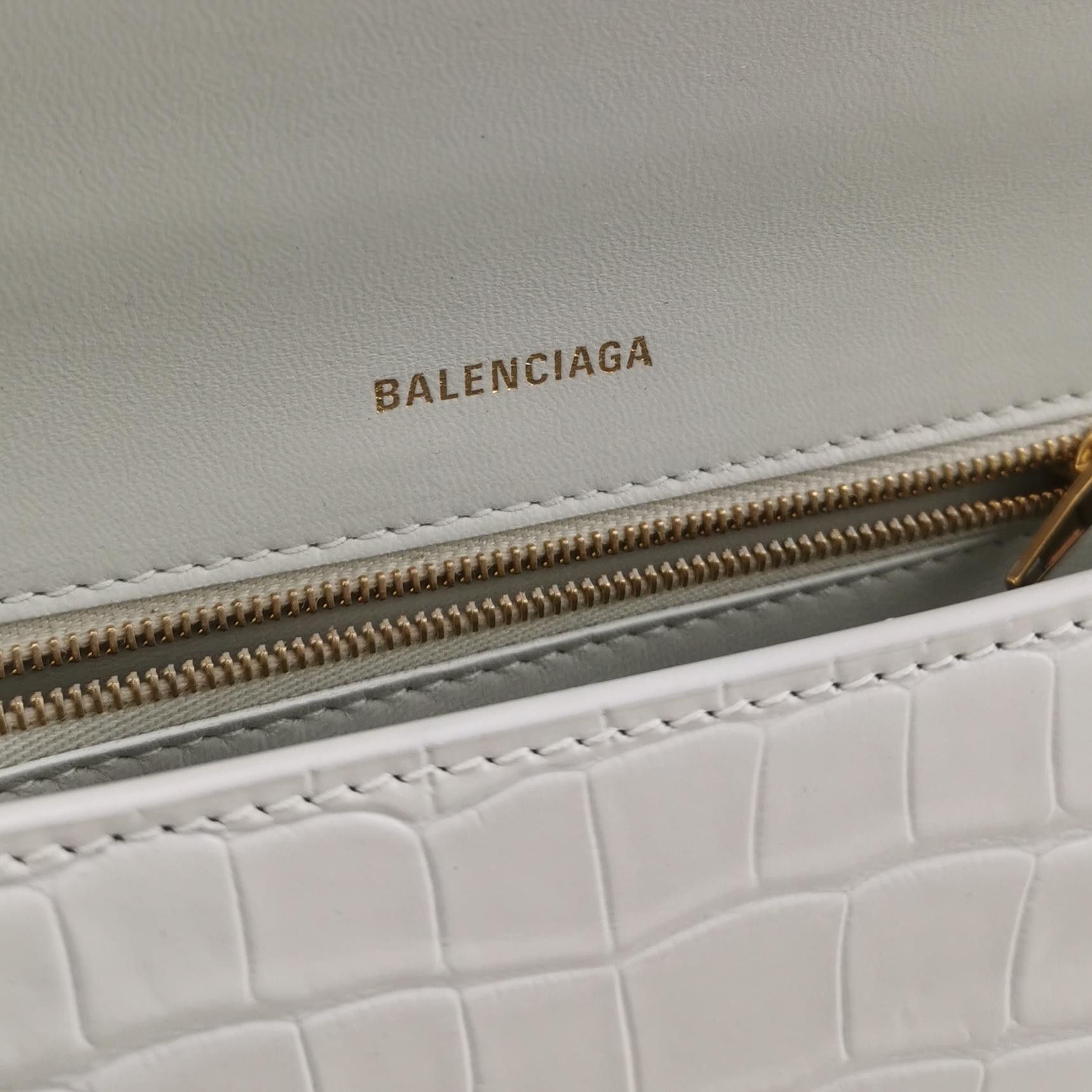 Balenciaga Balenciaga Women os Shoulder Bags Size ONE SIZE - 8 Thumbnail