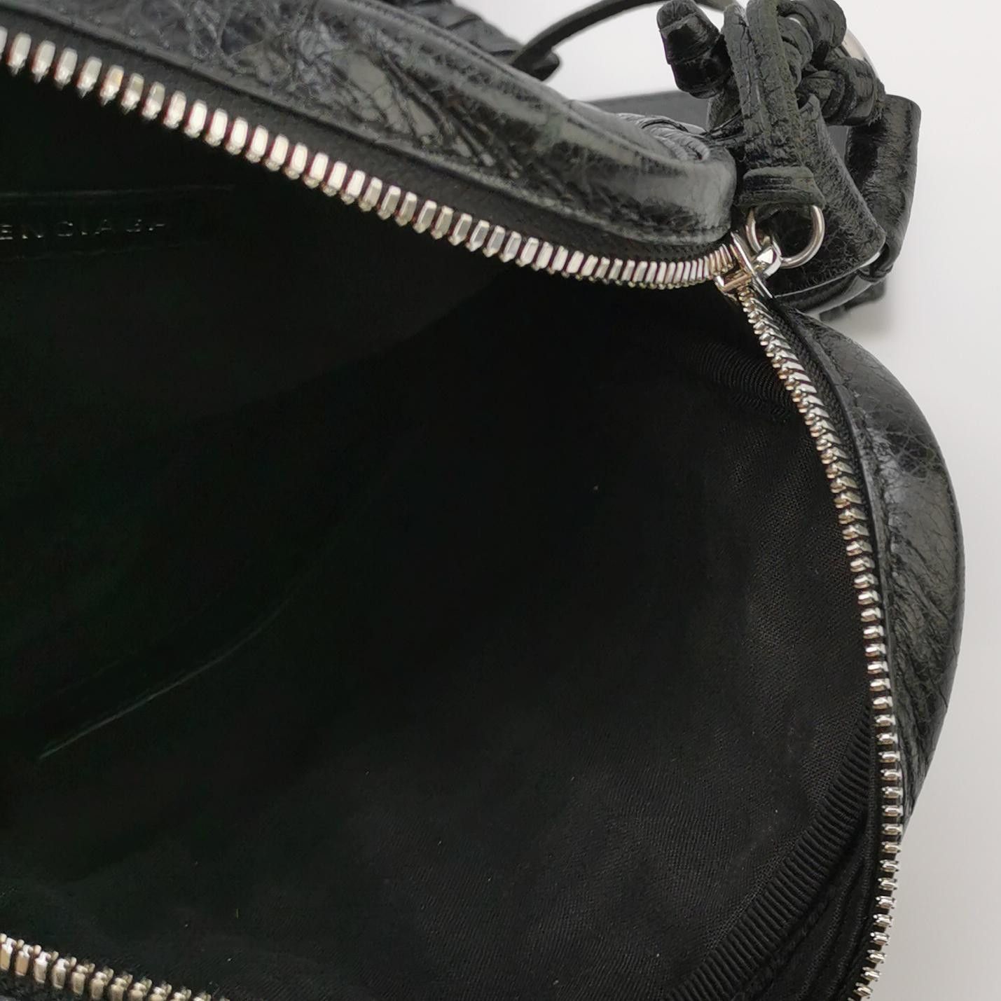 Balenciaga Balenciaga Women os Shoulder Bags Size ONE SIZE - 8 Thumbnail