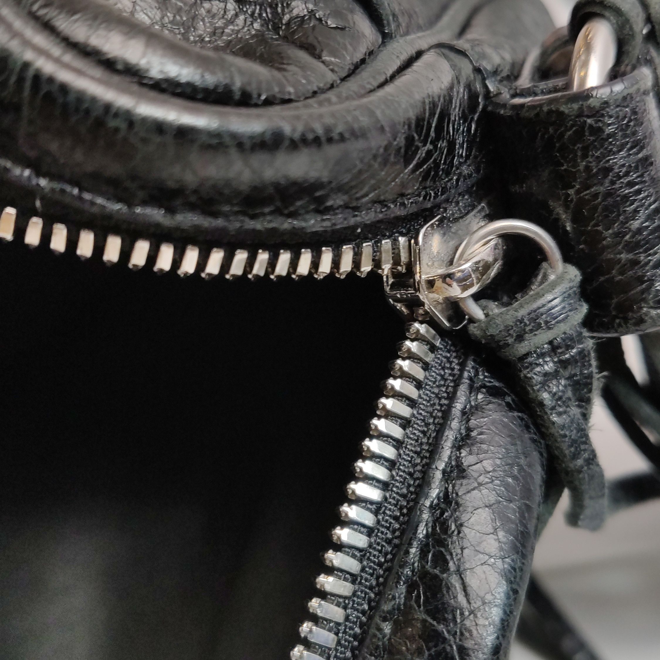 Balenciaga Balenciaga Women os Shoulder Bags Size ONE SIZE - 13 Thumbnail