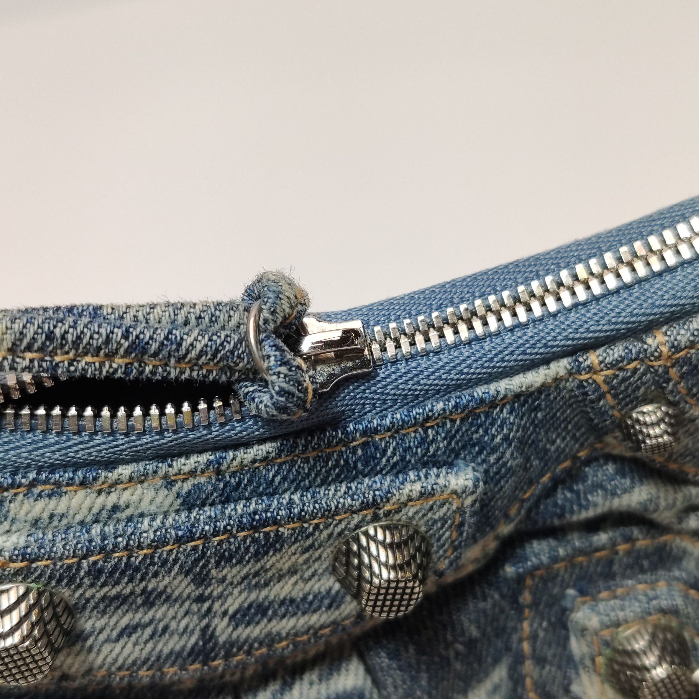 Balenciaga Balenciaga Women os Shoulder Bags Size ONE SIZE - 14 Thumbnail