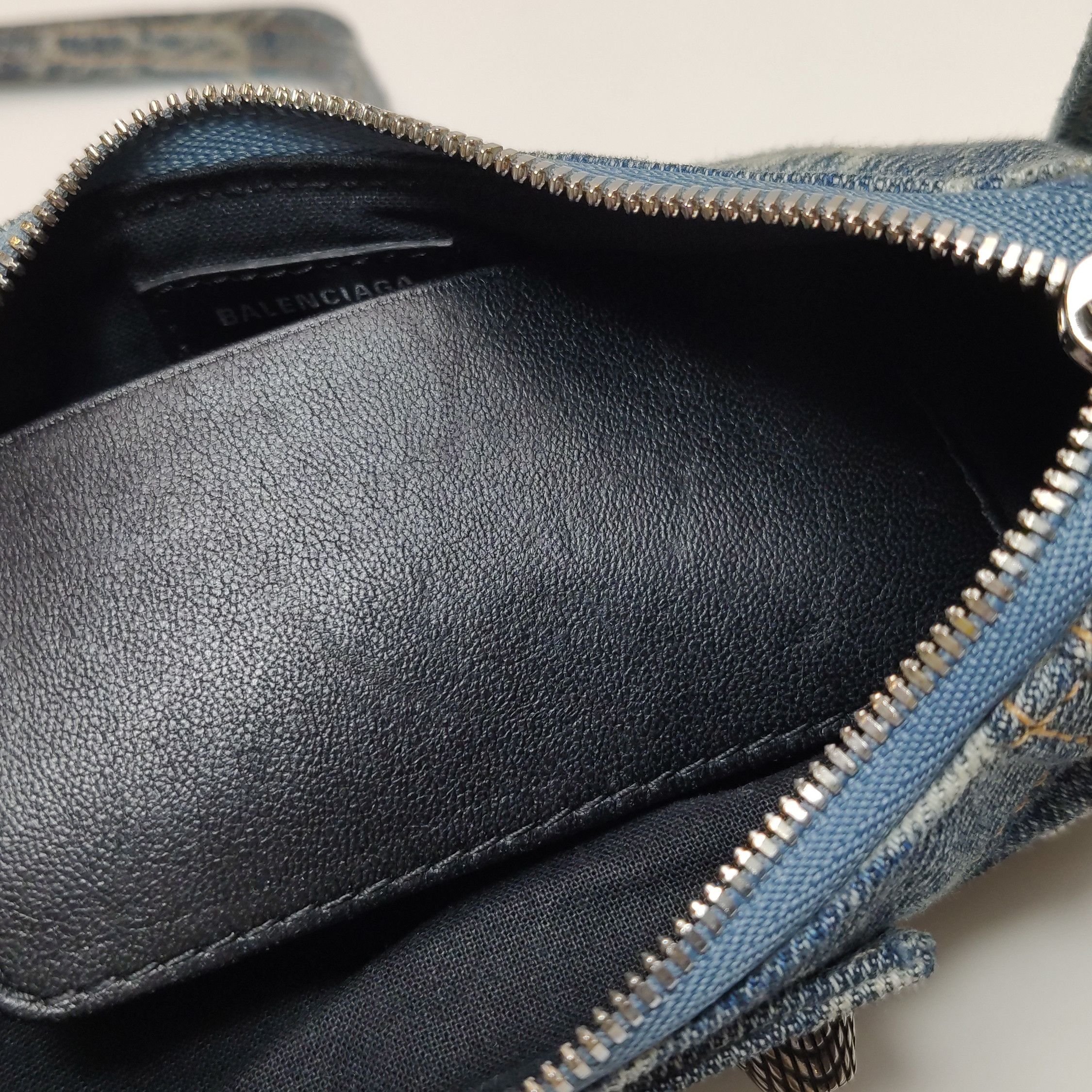 Balenciaga Balenciaga Women os Shoulder Bags Size ONE SIZE - 10 Thumbnail