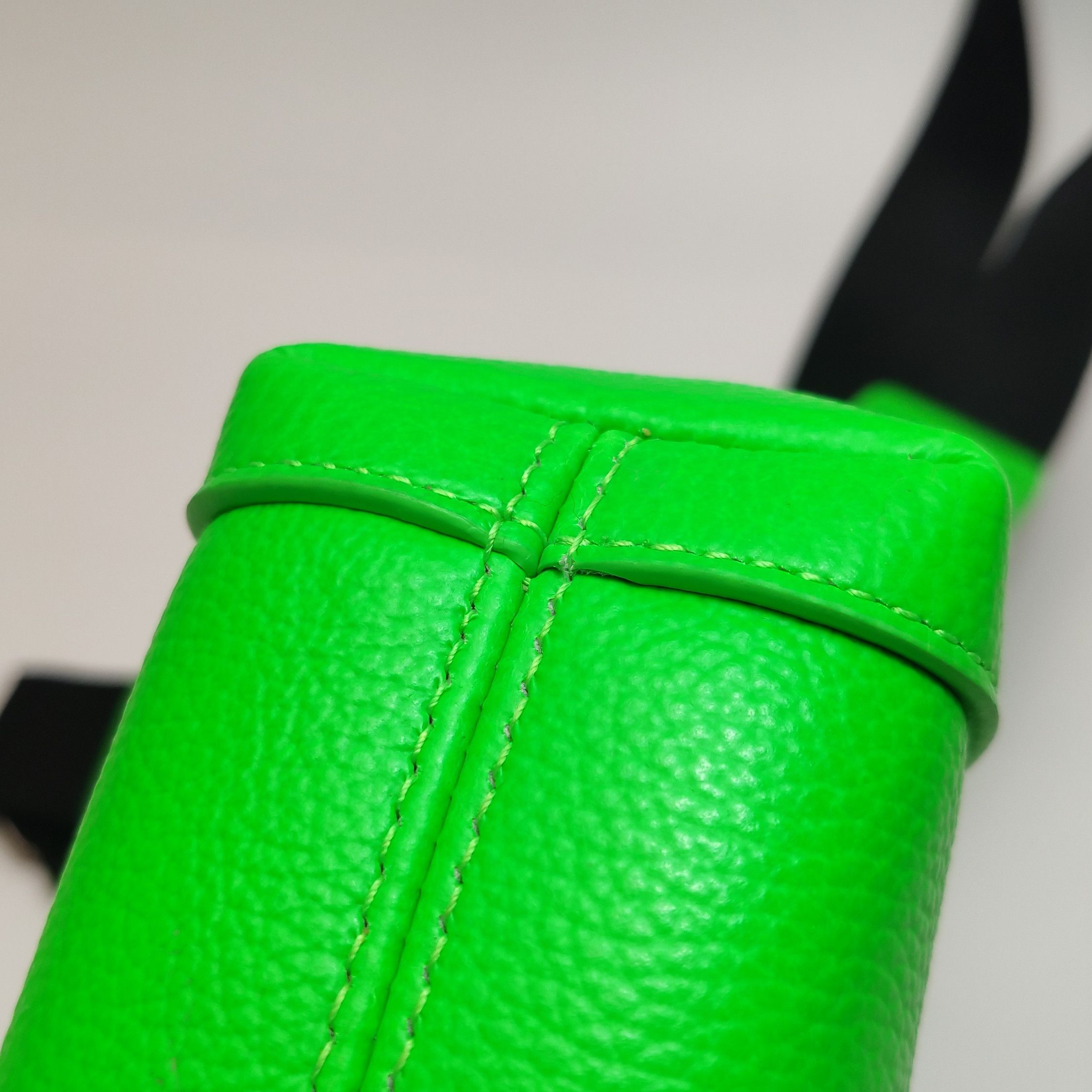 Balenciaga Balenciaga Women os Crossbody Bags Size ONE SIZE - 15 Thumbnail