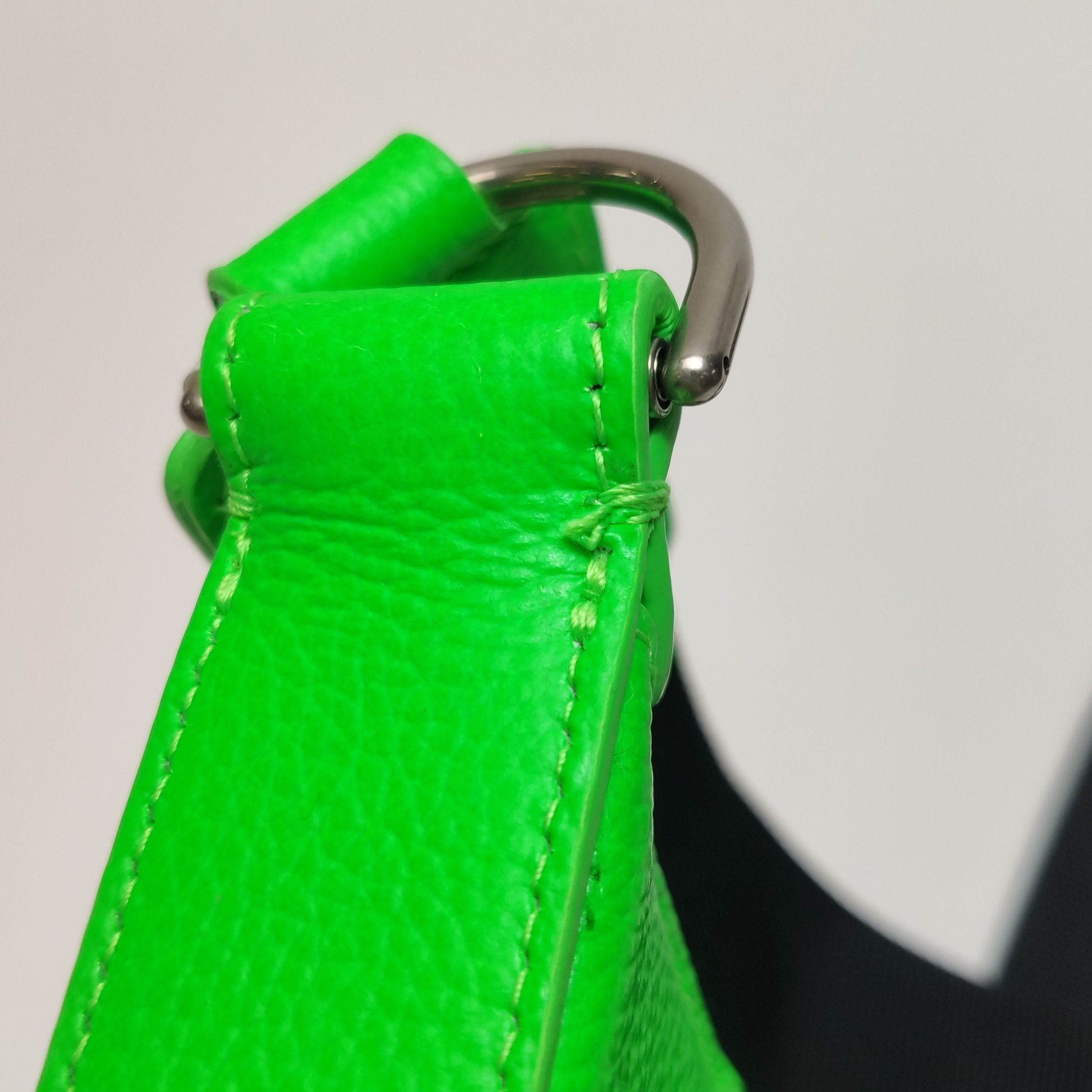 Balenciaga Balenciaga Women os Crossbody Bags Size ONE SIZE - 21 Thumbnail