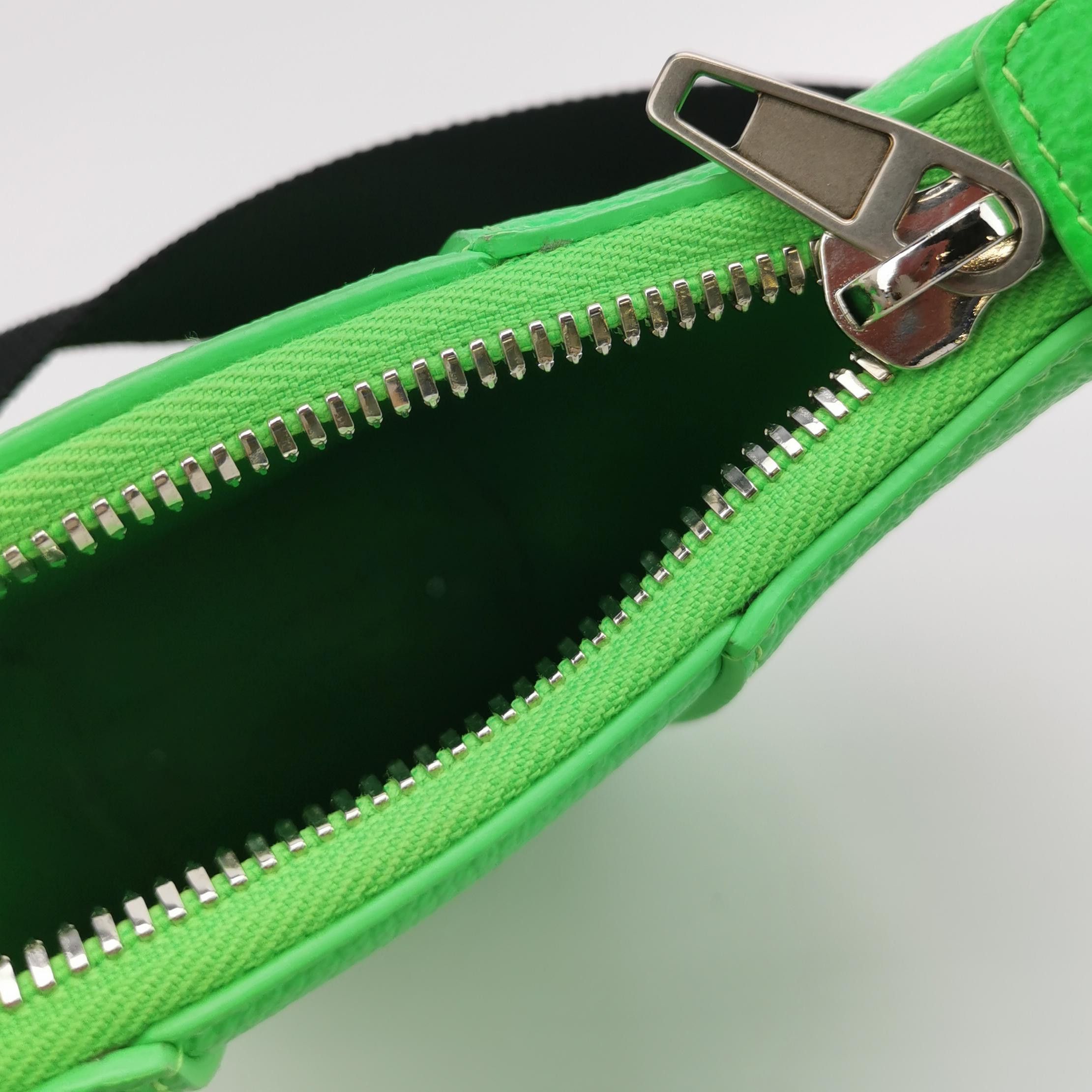 Balenciaga Balenciaga Women os Crossbody Bags Size ONE SIZE - 7 Thumbnail