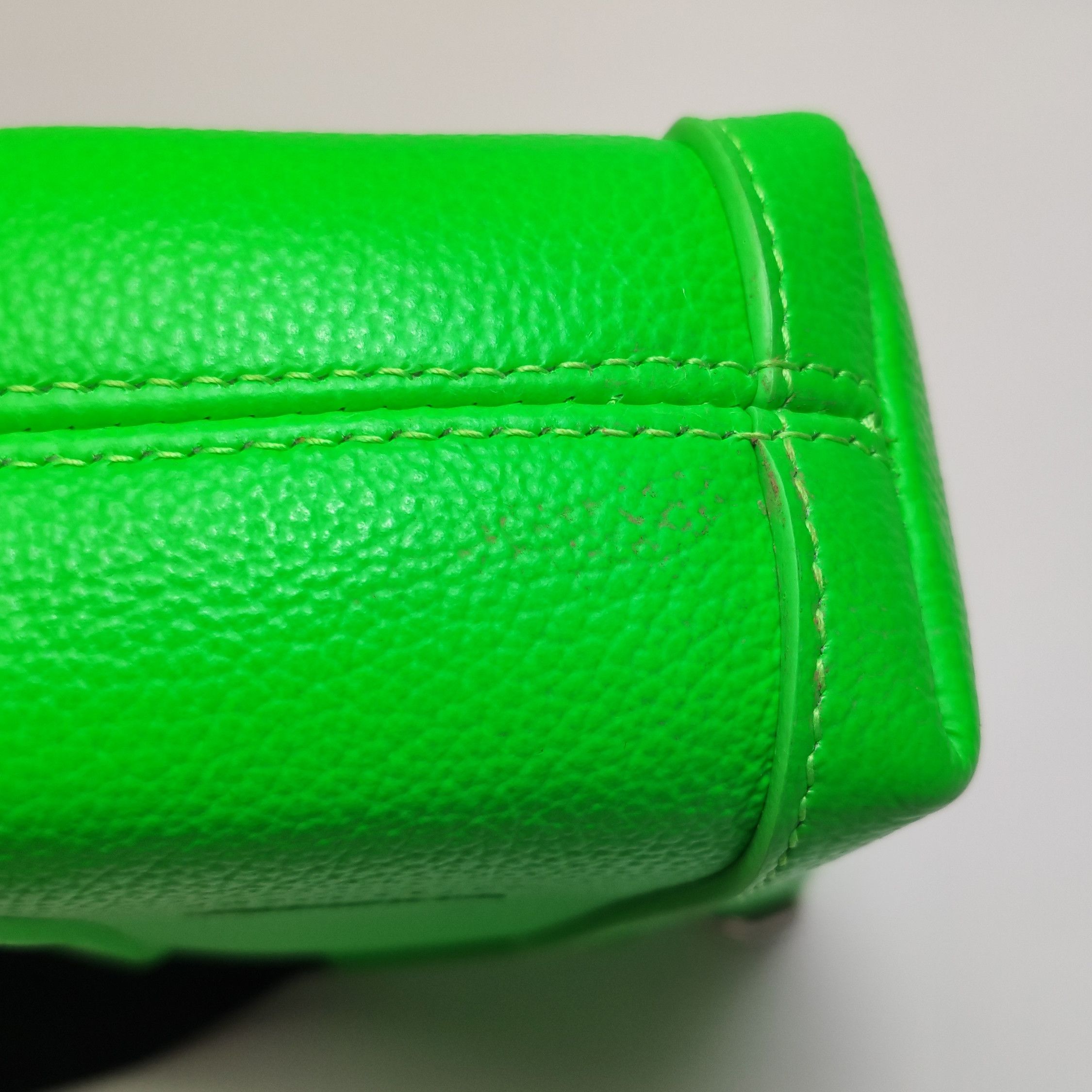 Balenciaga Balenciaga Women os Crossbody Bags Size ONE SIZE - 22 Thumbnail