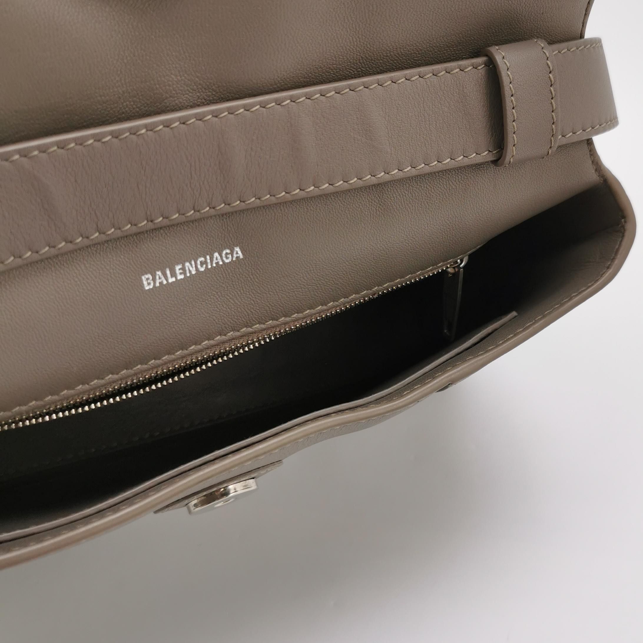 Balenciaga Balenciaga Women os Shoulder Bags Size ONE SIZE - 7 Thumbnail