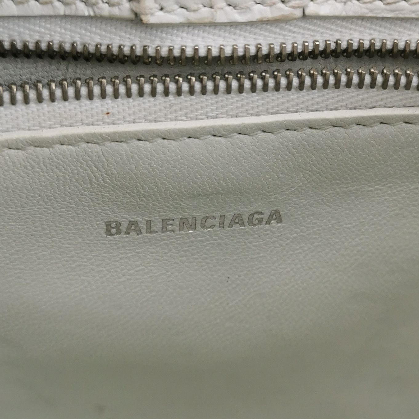Balenciaga Balenciaga Women os Shoulder Bags Size ONE SIZE - 8 Thumbnail