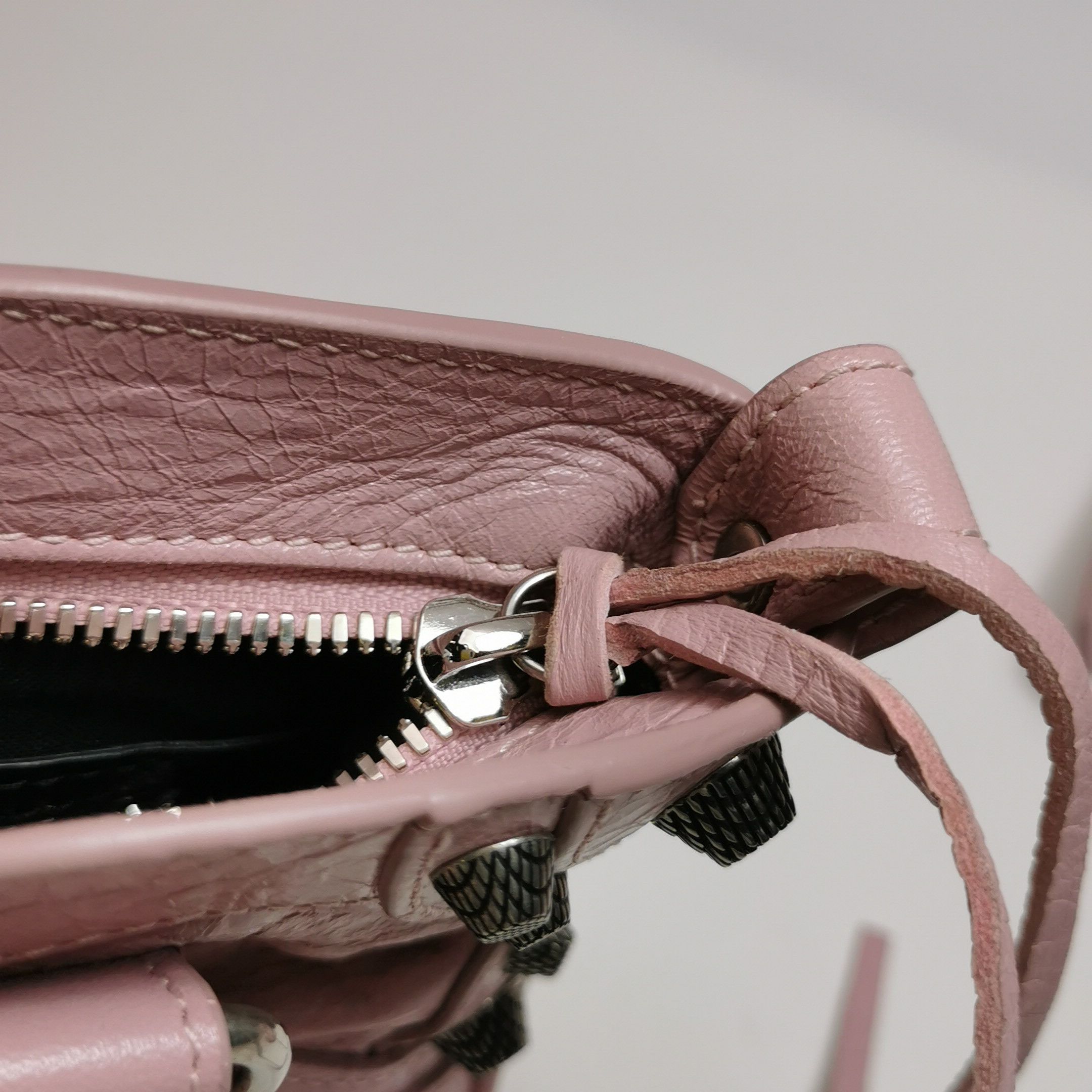 Balenciaga Balenciaga Women os Shoulder Bags Size ONE SIZE - 14 Thumbnail