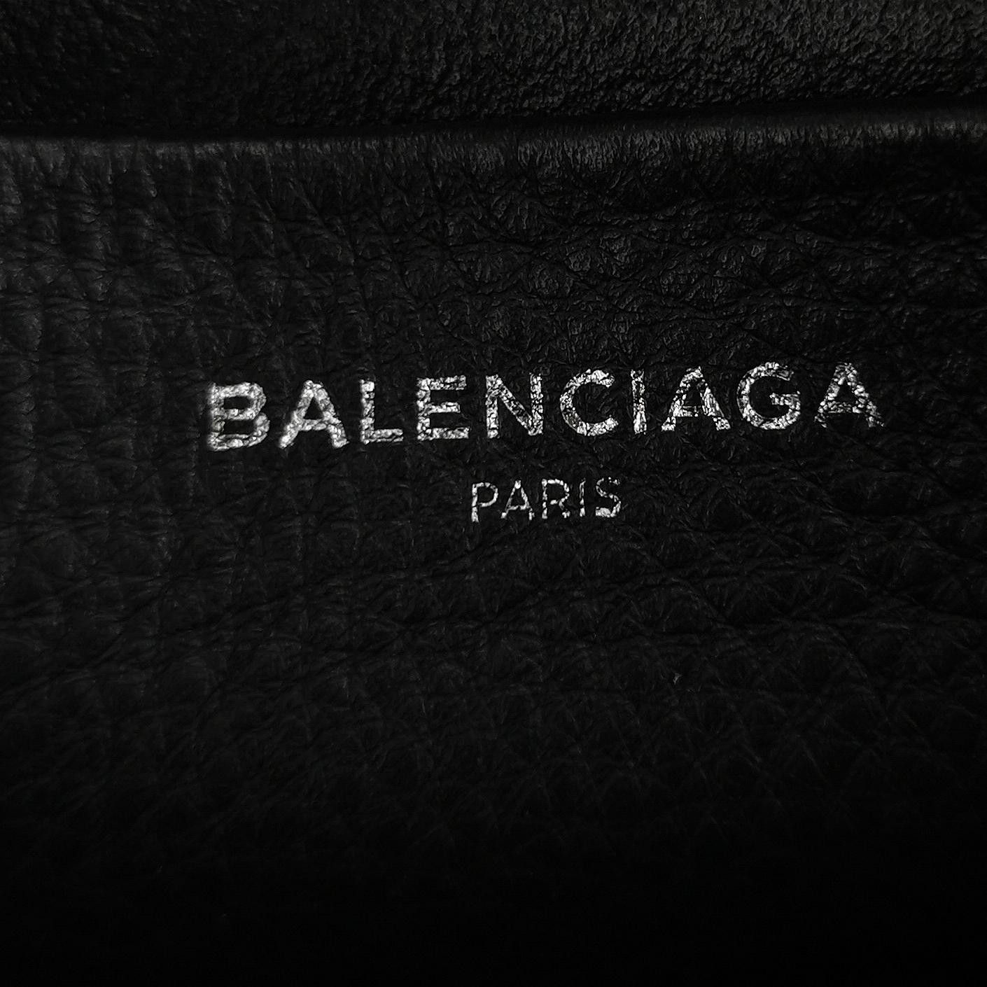 Balenciaga Balenciaga Women os Shoulder Bags Size ONE SIZE - 8 Thumbnail