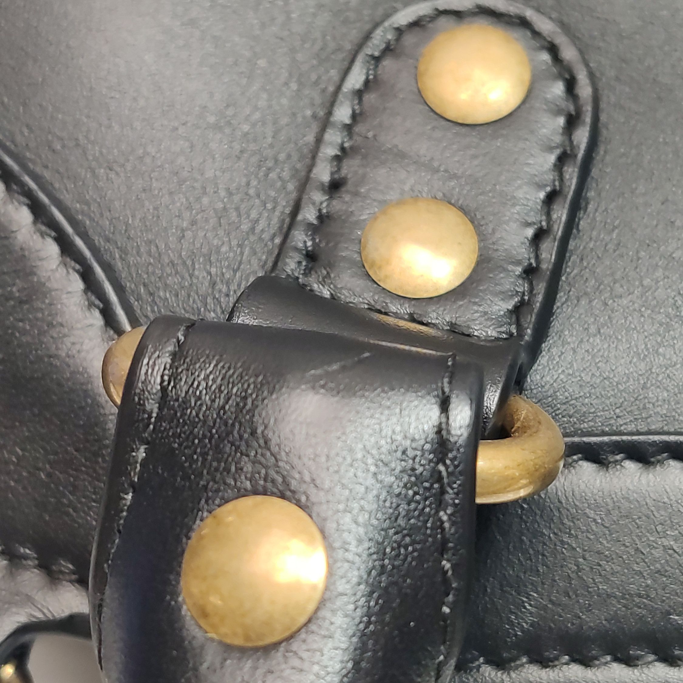 Balenciaga Balenciaga Women os Shoulder Bags Size ONE SIZE - 24 Thumbnail
