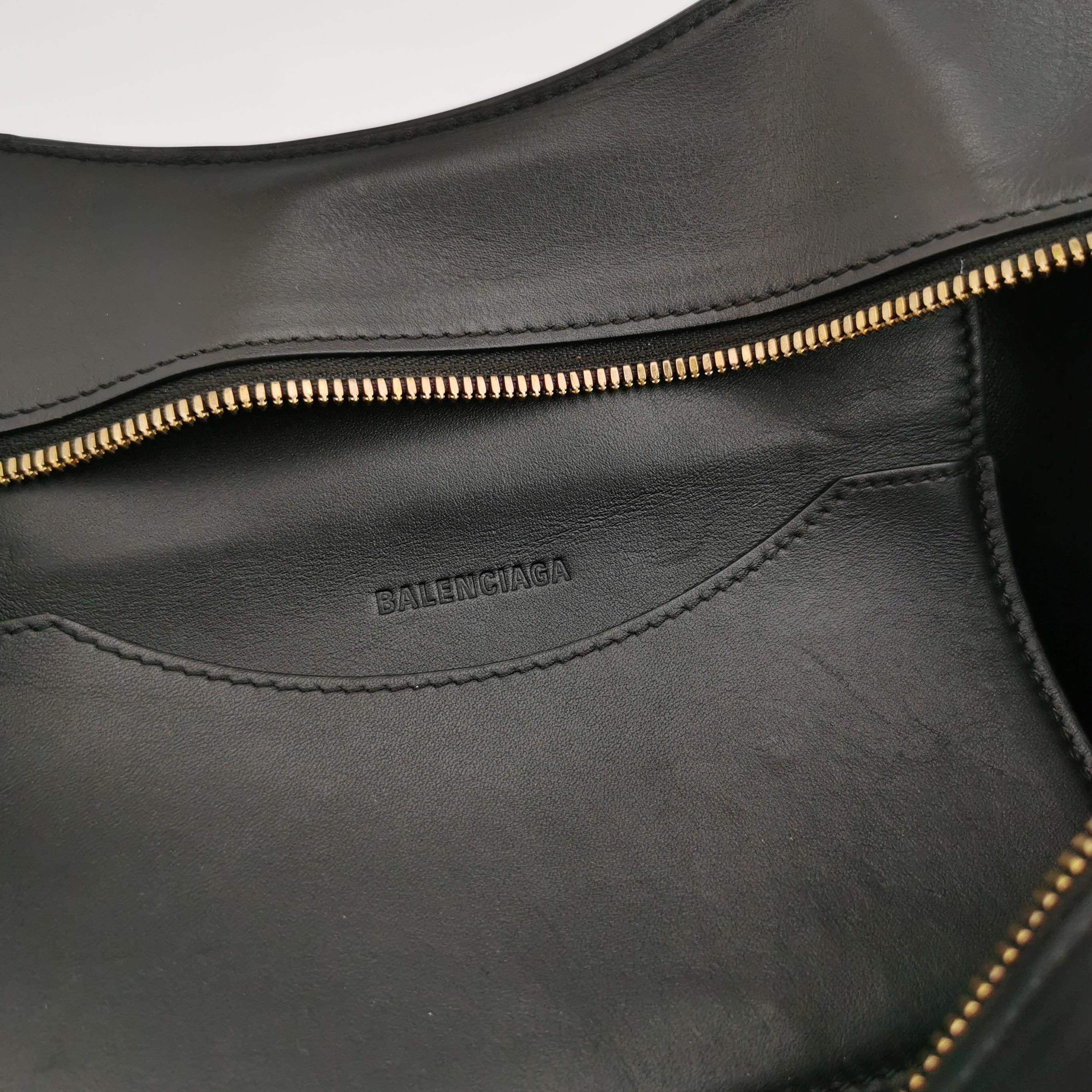 Balenciaga Balenciaga Women os Shoulder Bags Size ONE SIZE - 8 Thumbnail