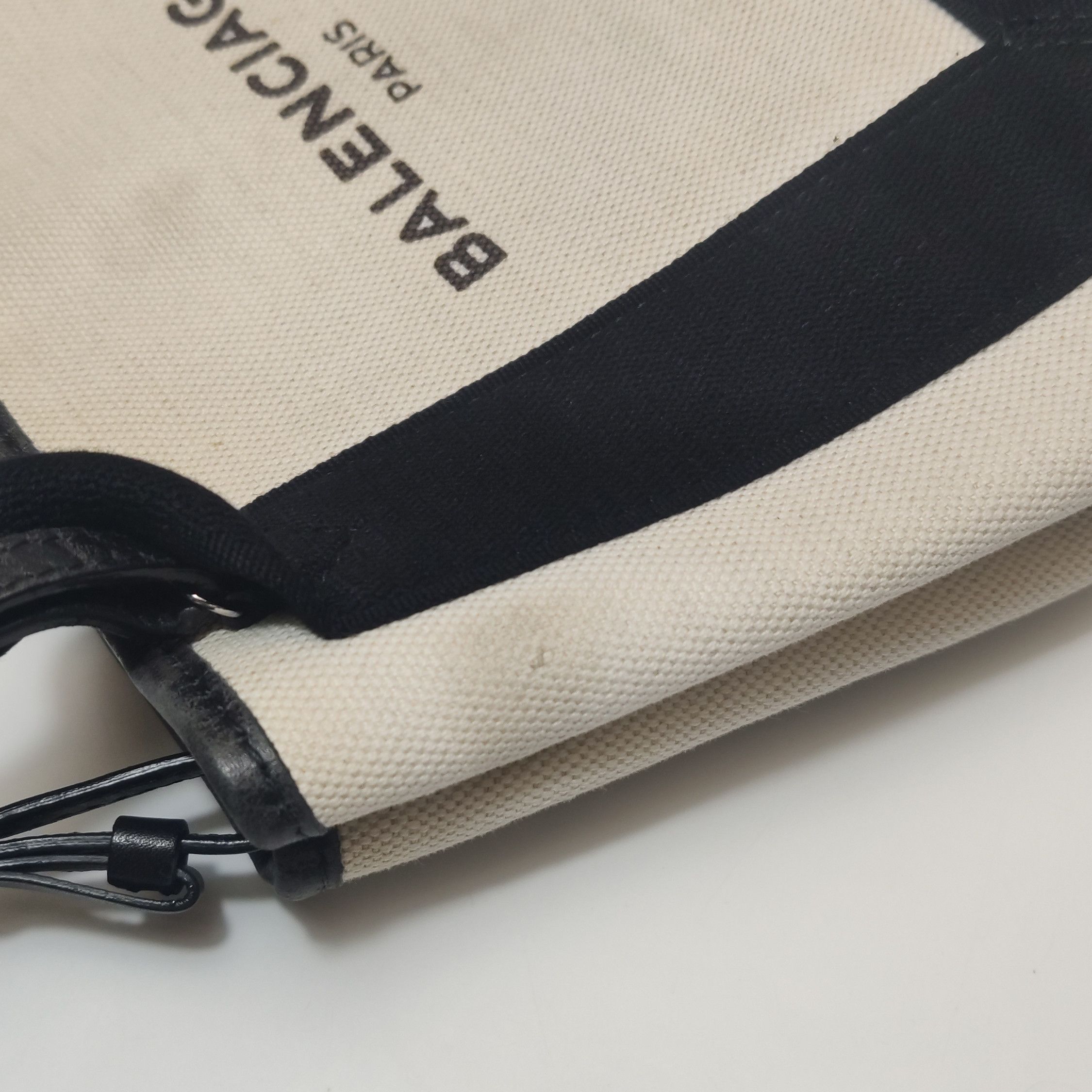 Balenciaga Balenciaga Women os Shoulder Bags Size ONE SIZE - 20 Thumbnail