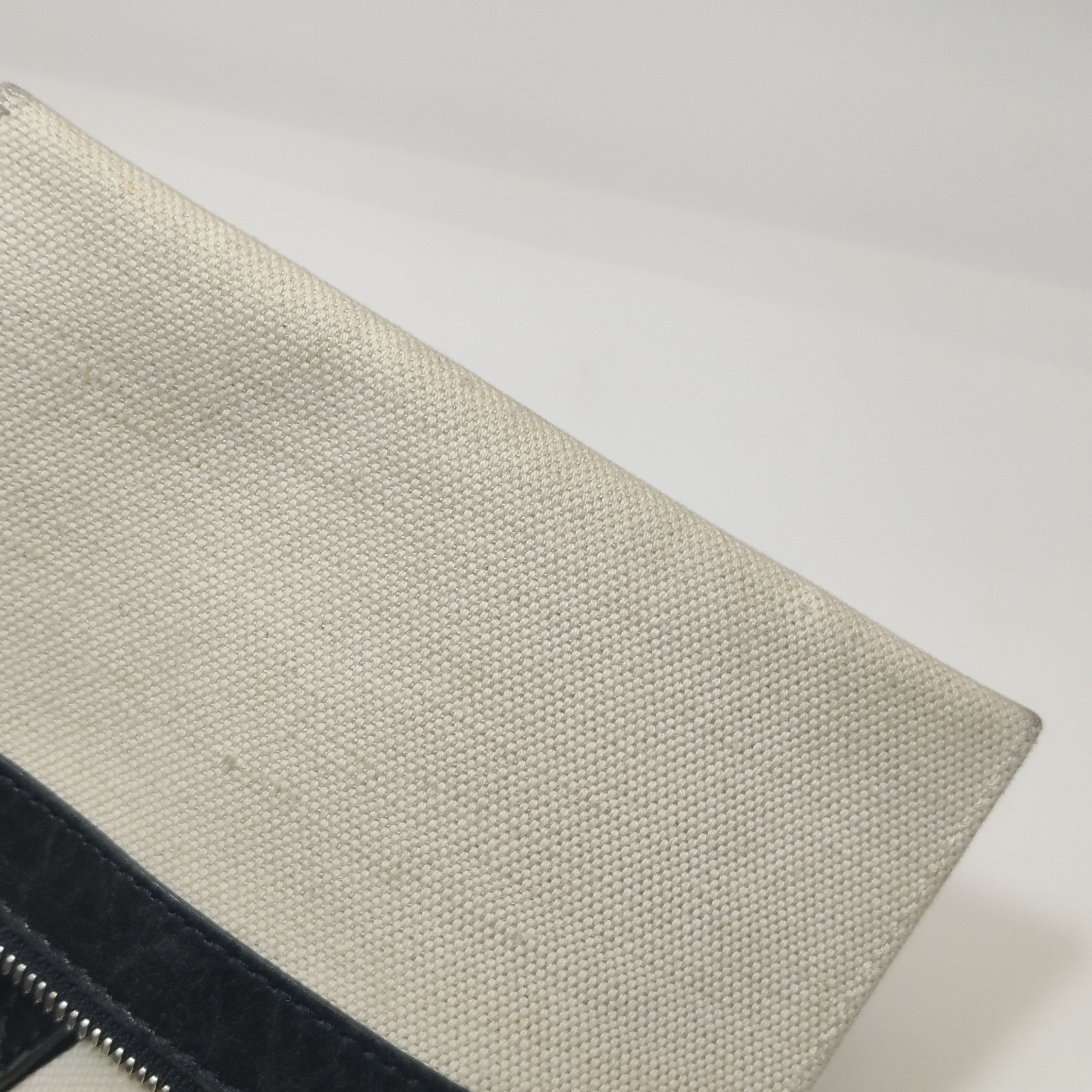 Balenciaga Balenciaga Women os Shoulder Bags Size ONE SIZE - 24 Thumbnail