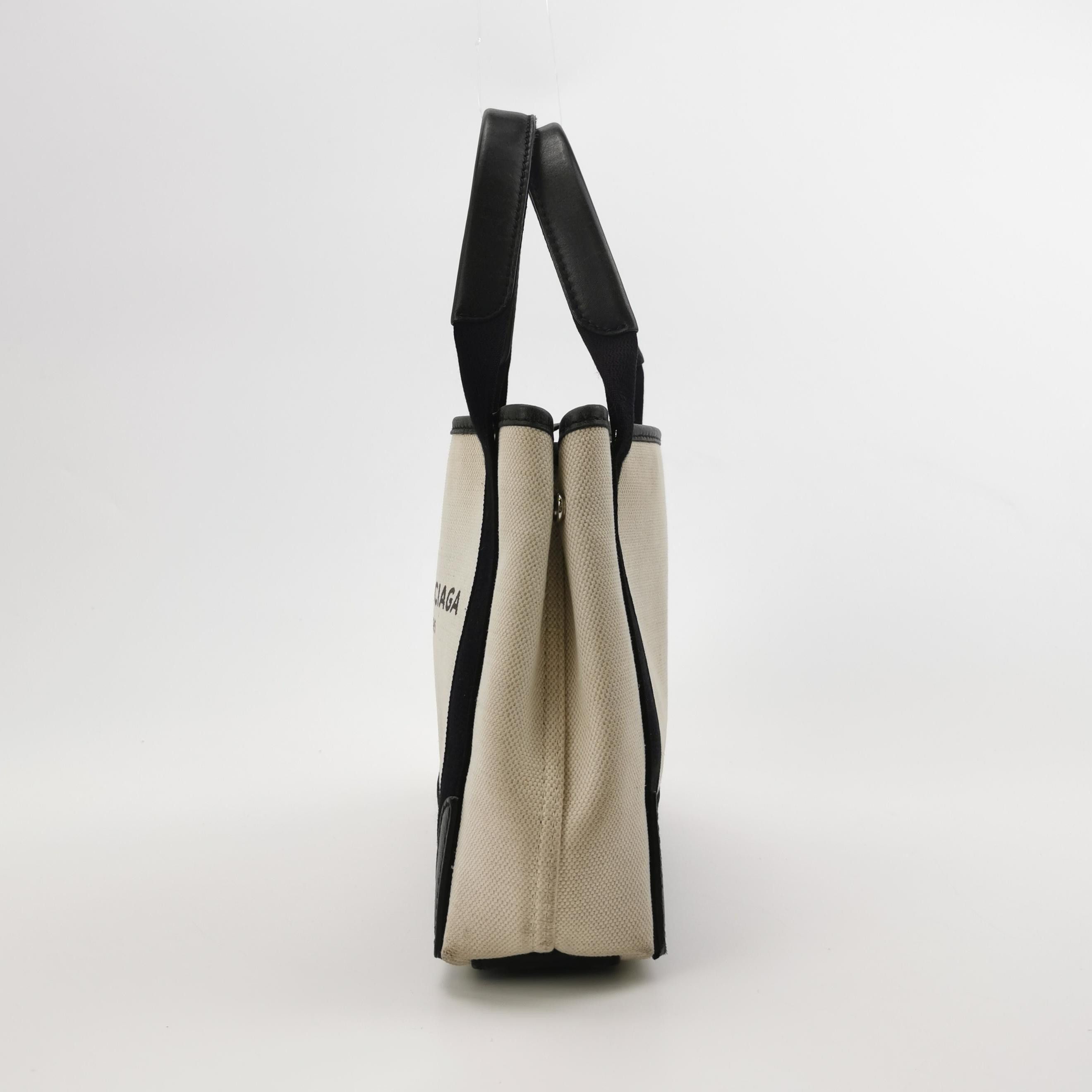 Balenciaga Balenciaga Women os Shoulder Bags Size ONE SIZE - 4 Thumbnail