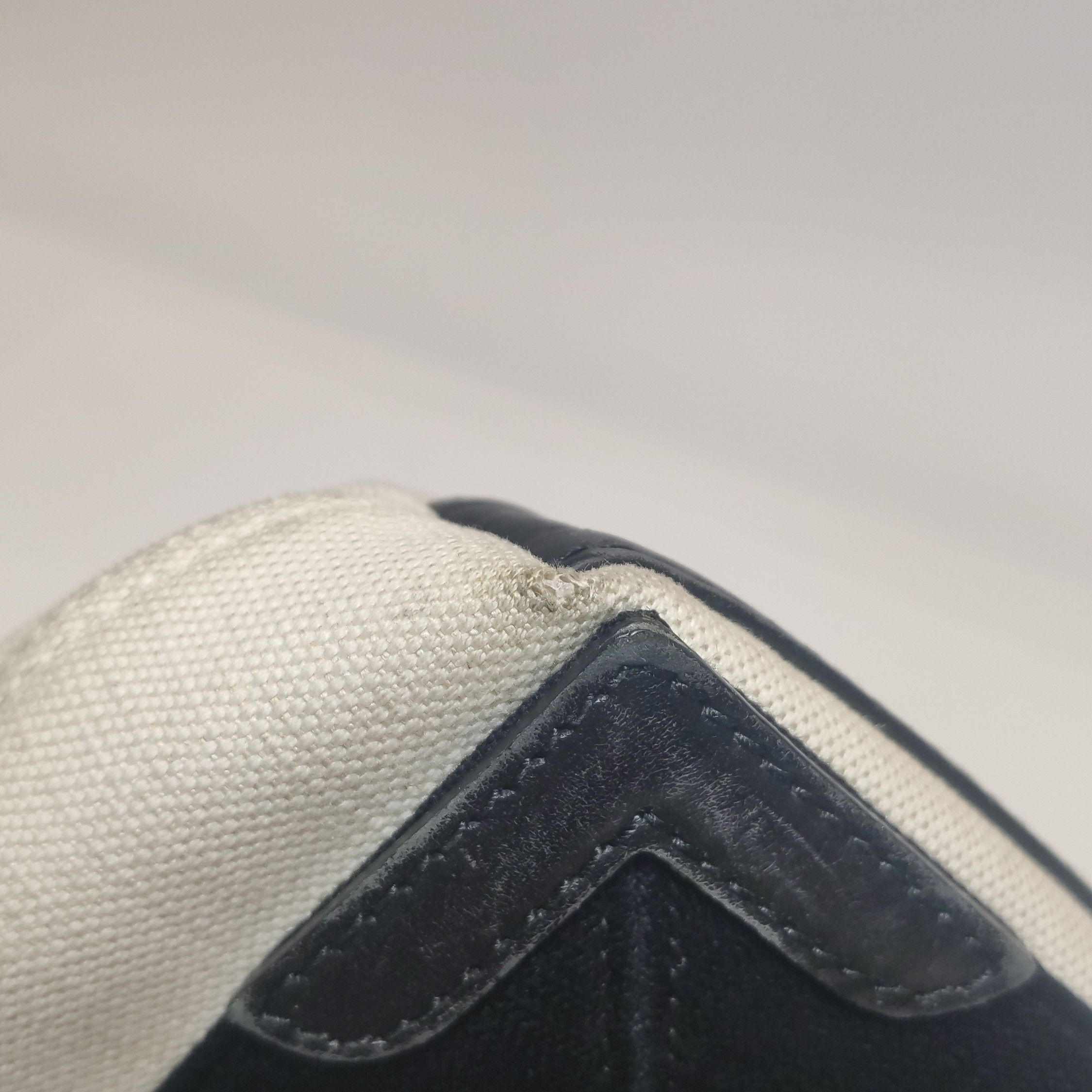 Balenciaga Balenciaga Women os Shoulder Bags Size ONE SIZE - 16 Thumbnail