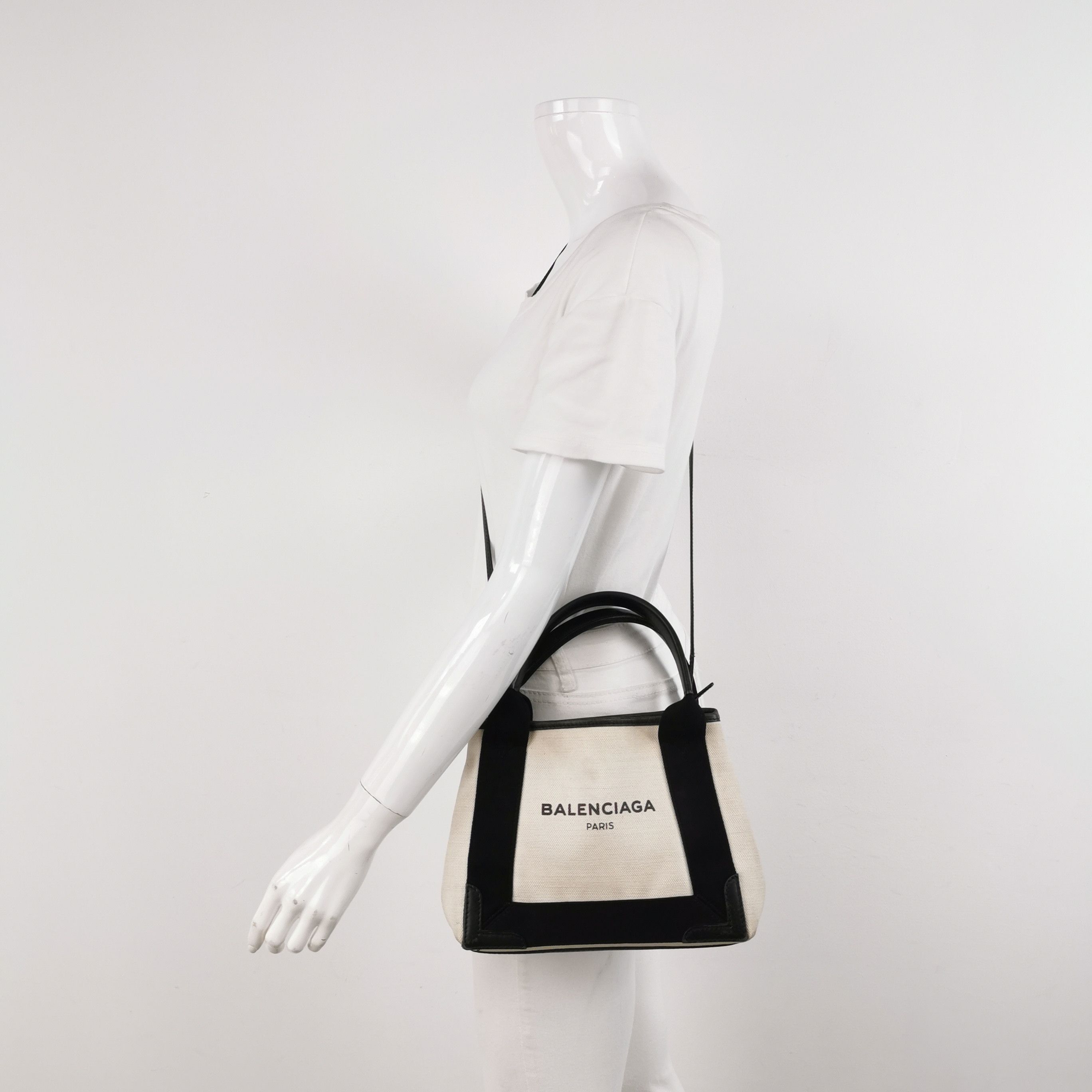 Balenciaga Balenciaga Women os Shoulder Bags Size ONE SIZE - 2 Thumbnail