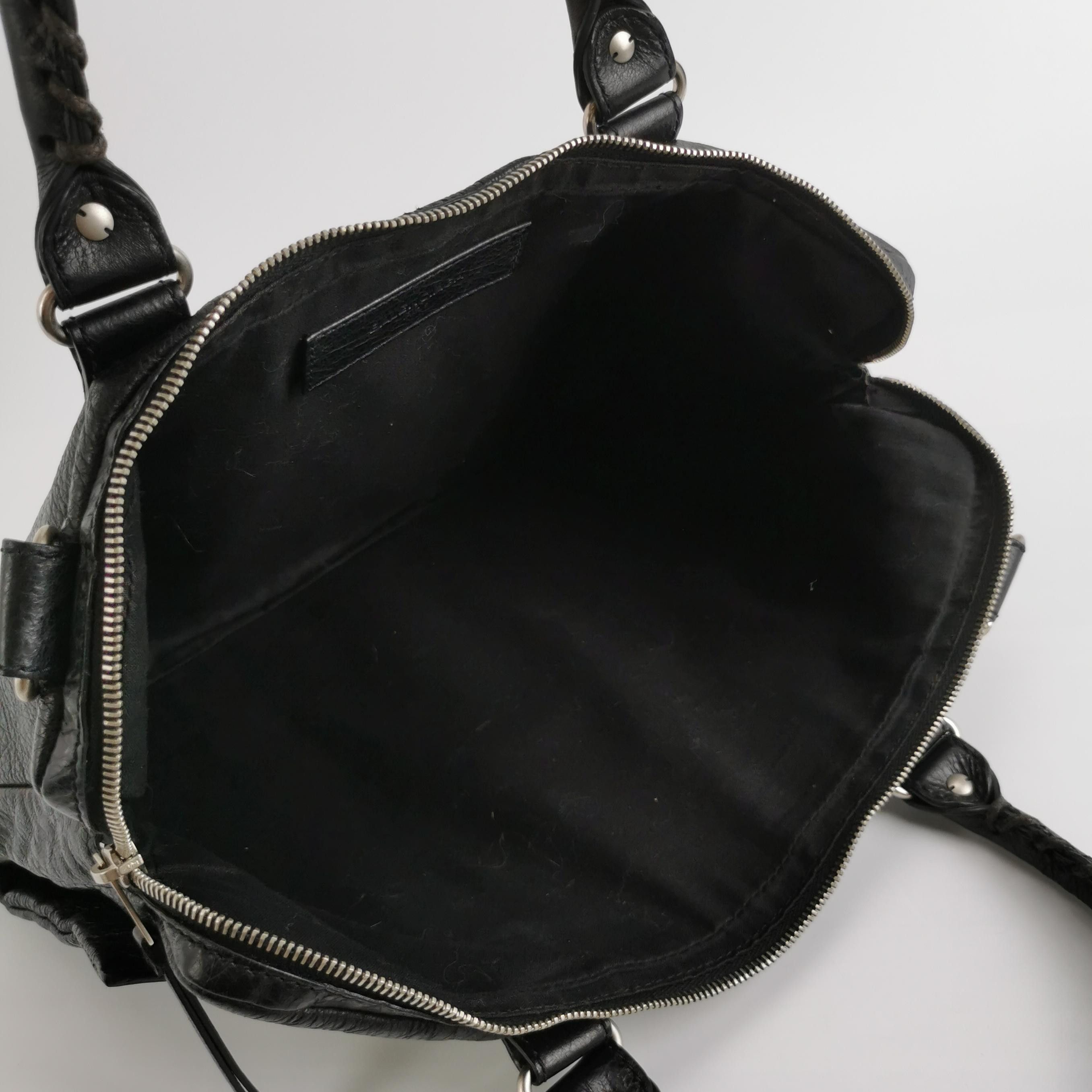 Balenciaga Balenciaga Women os Shoulder Bags Size ONE SIZE - 8 Thumbnail