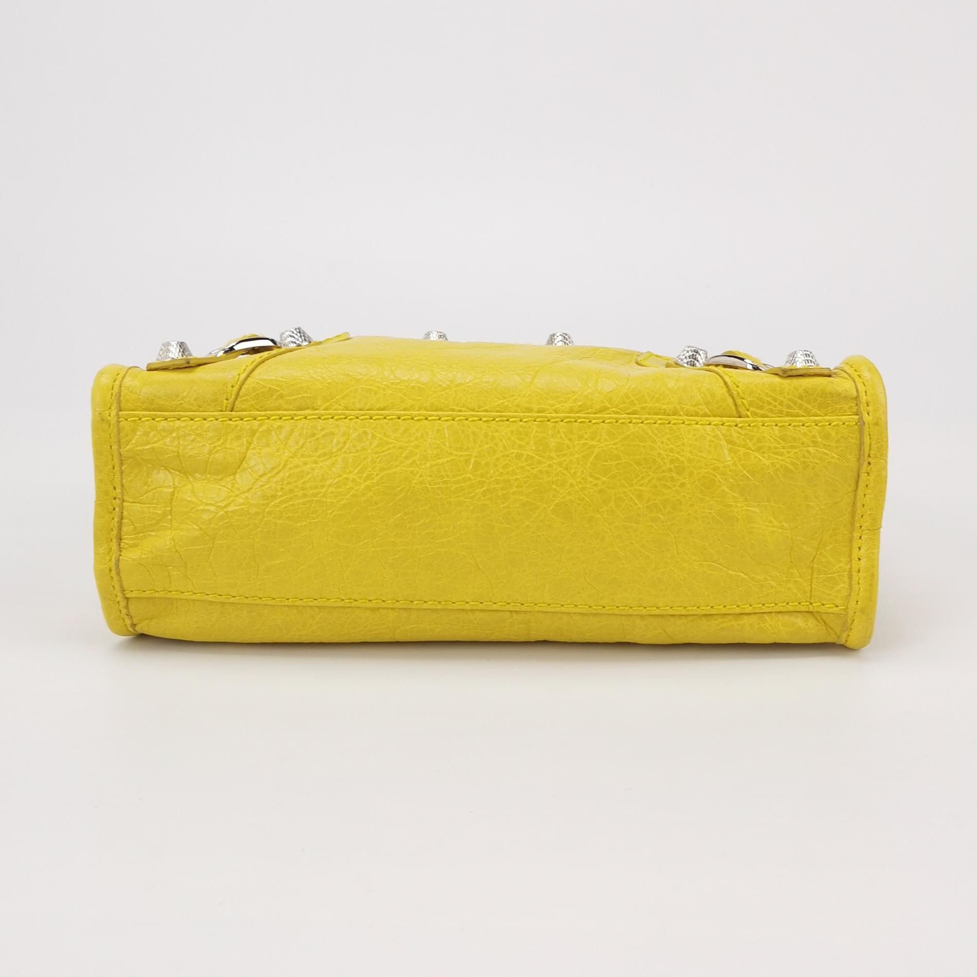 Balenciaga Balenciaga Women os Shoulder Bags Size ONE SIZE - 6 Thumbnail