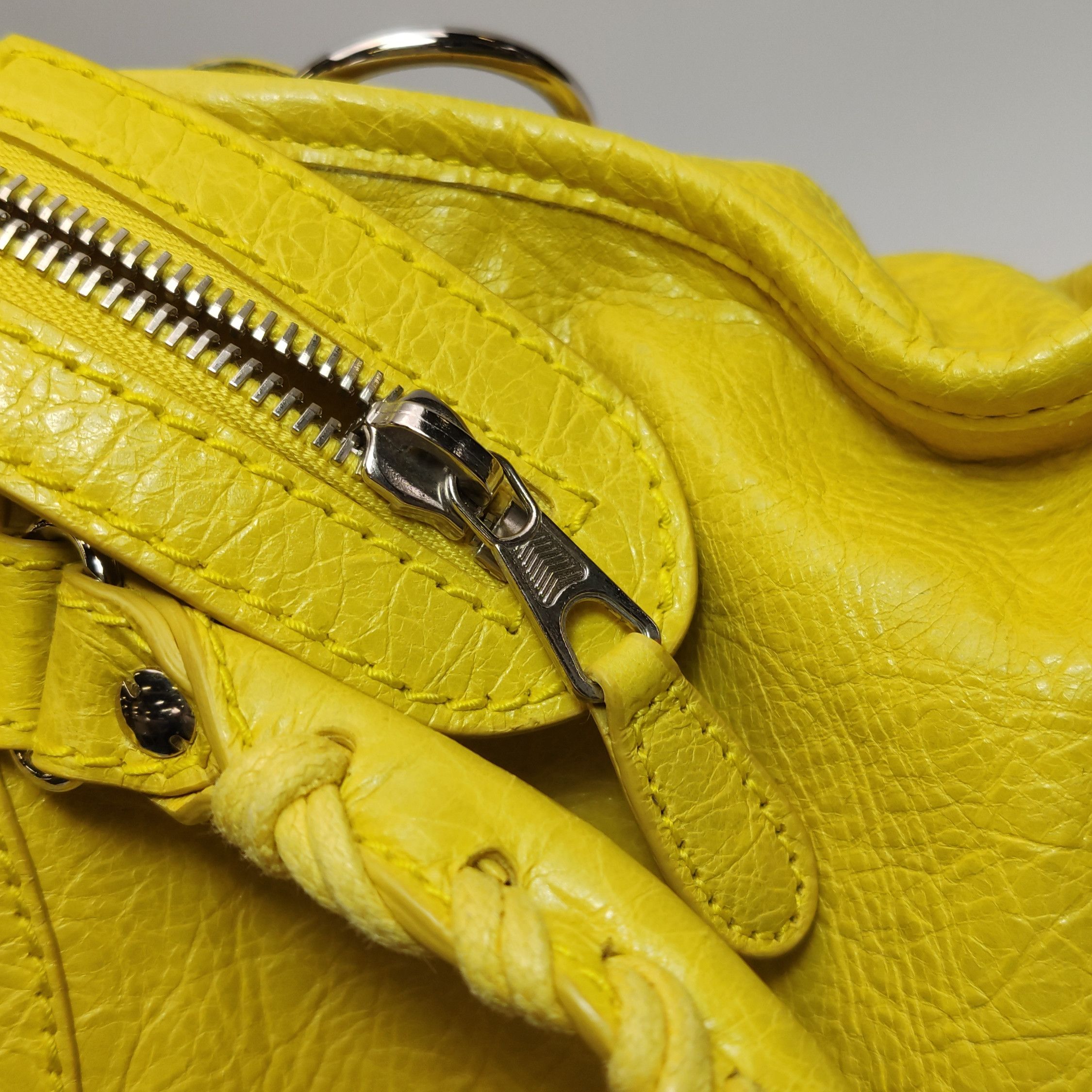 Balenciaga Balenciaga Women os Shoulder Bags Size ONE SIZE - 13 Thumbnail