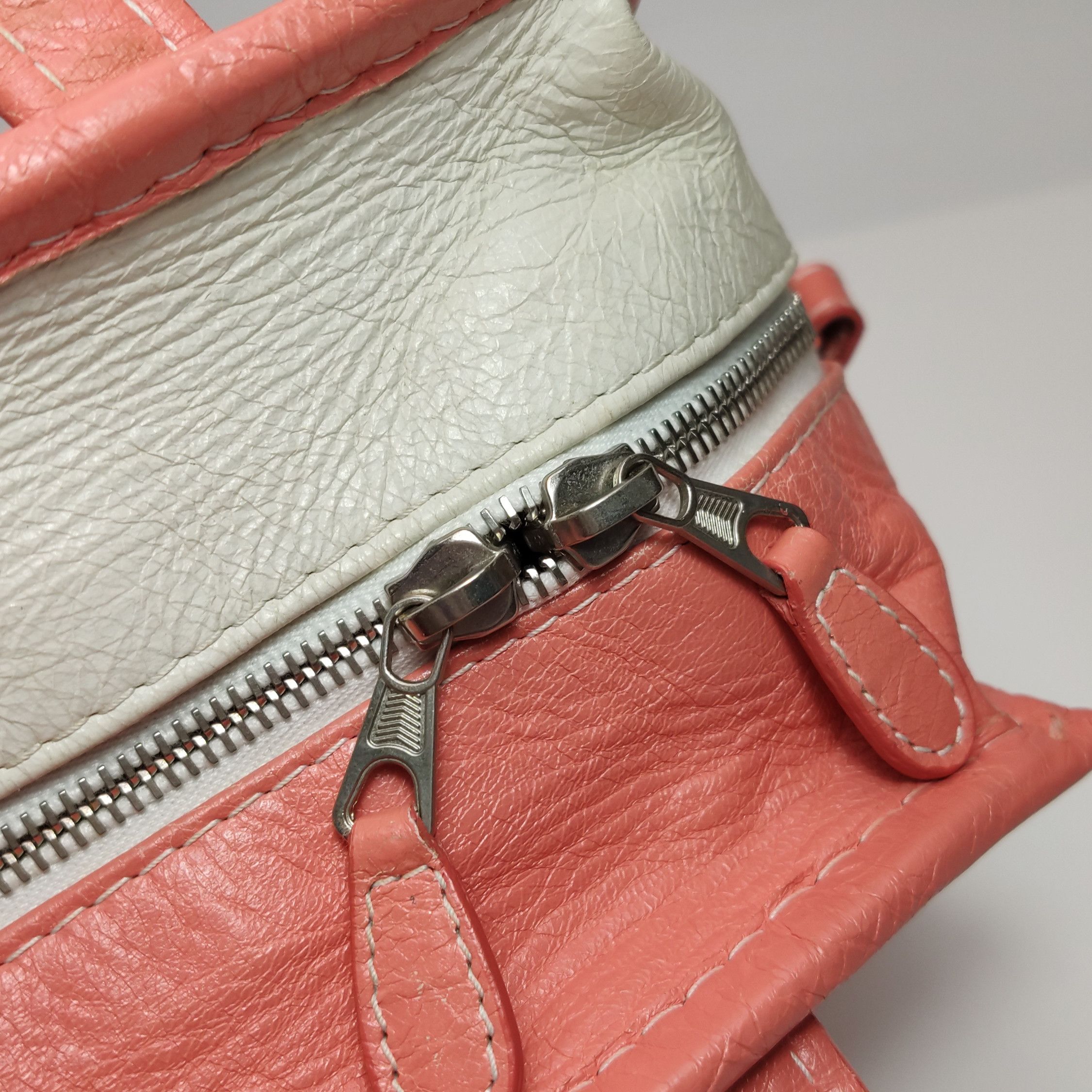 Balenciaga Balenciaga Women os Shoulder Bags Size ONE SIZE - 13 Thumbnail