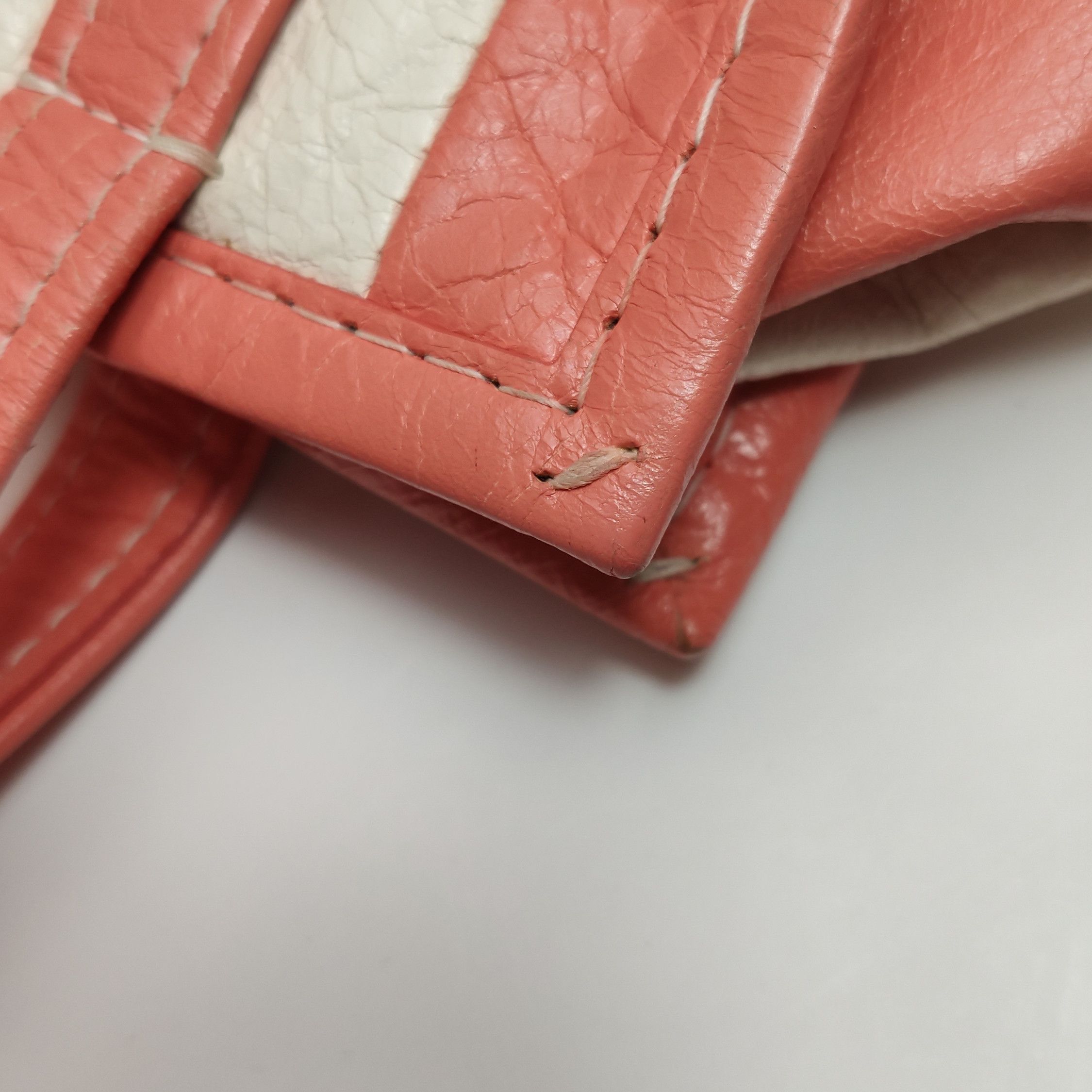 Balenciaga Balenciaga Women os Shoulder Bags Size ONE SIZE - 17 Thumbnail