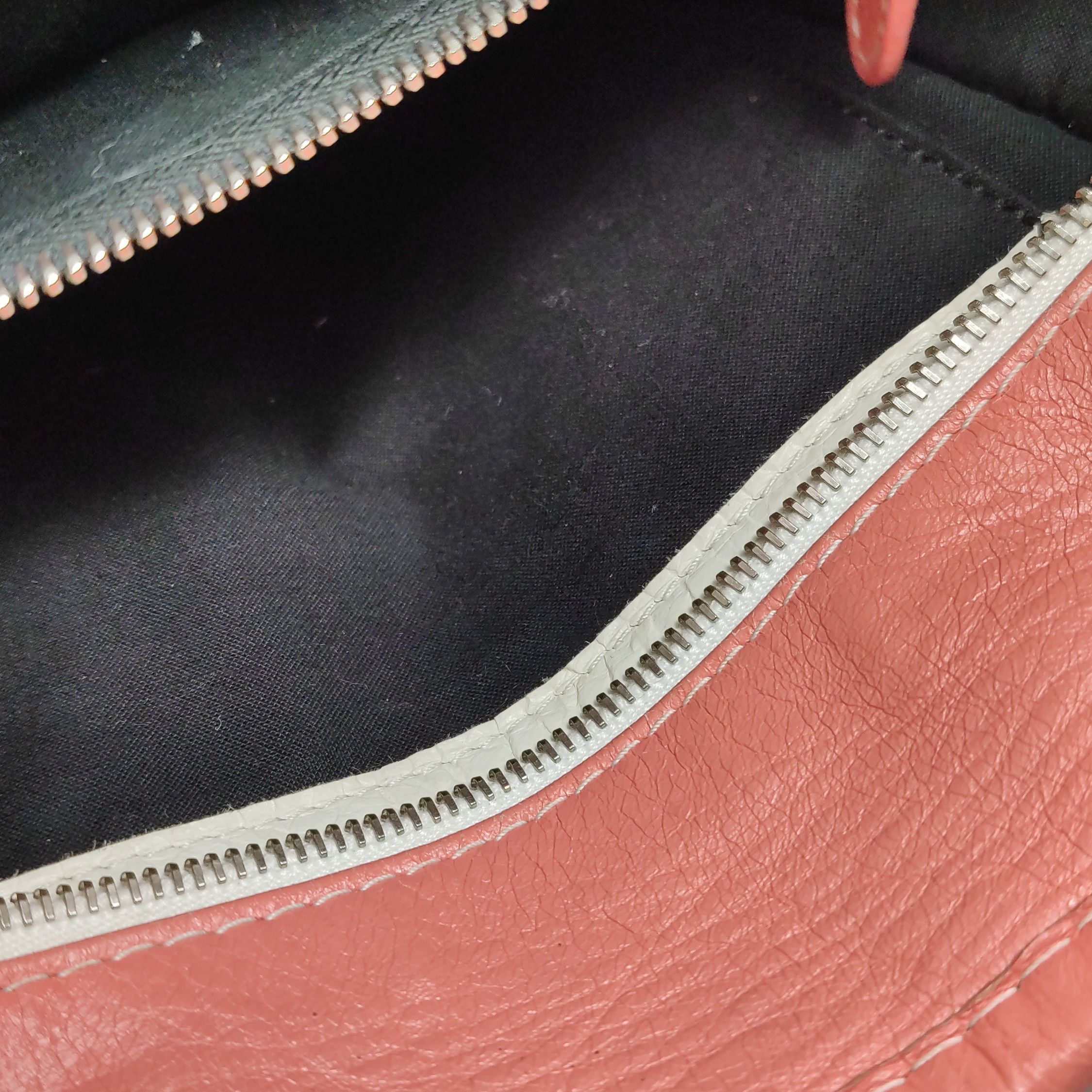 Balenciaga Balenciaga Women os Shoulder Bags Size ONE SIZE - 10 Thumbnail