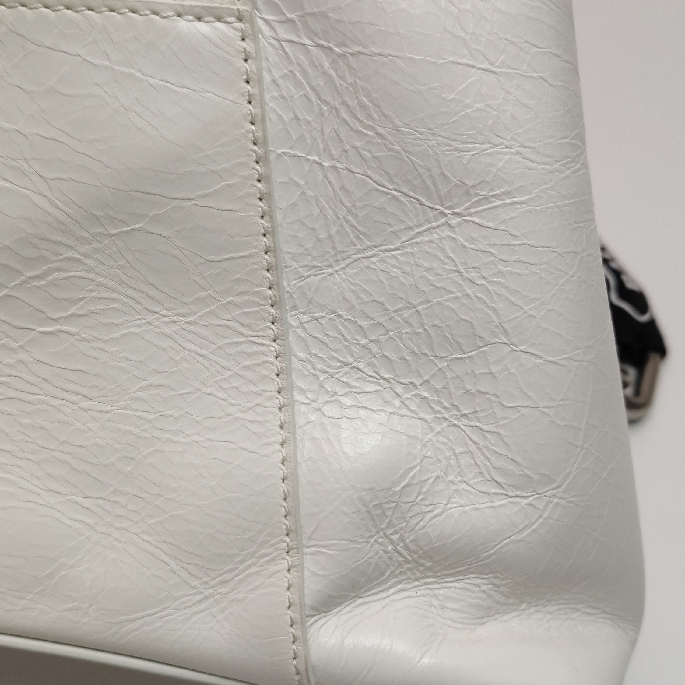 Balenciaga Balenciaga Women os Shoulder Bags Size ONE SIZE - 18 Thumbnail