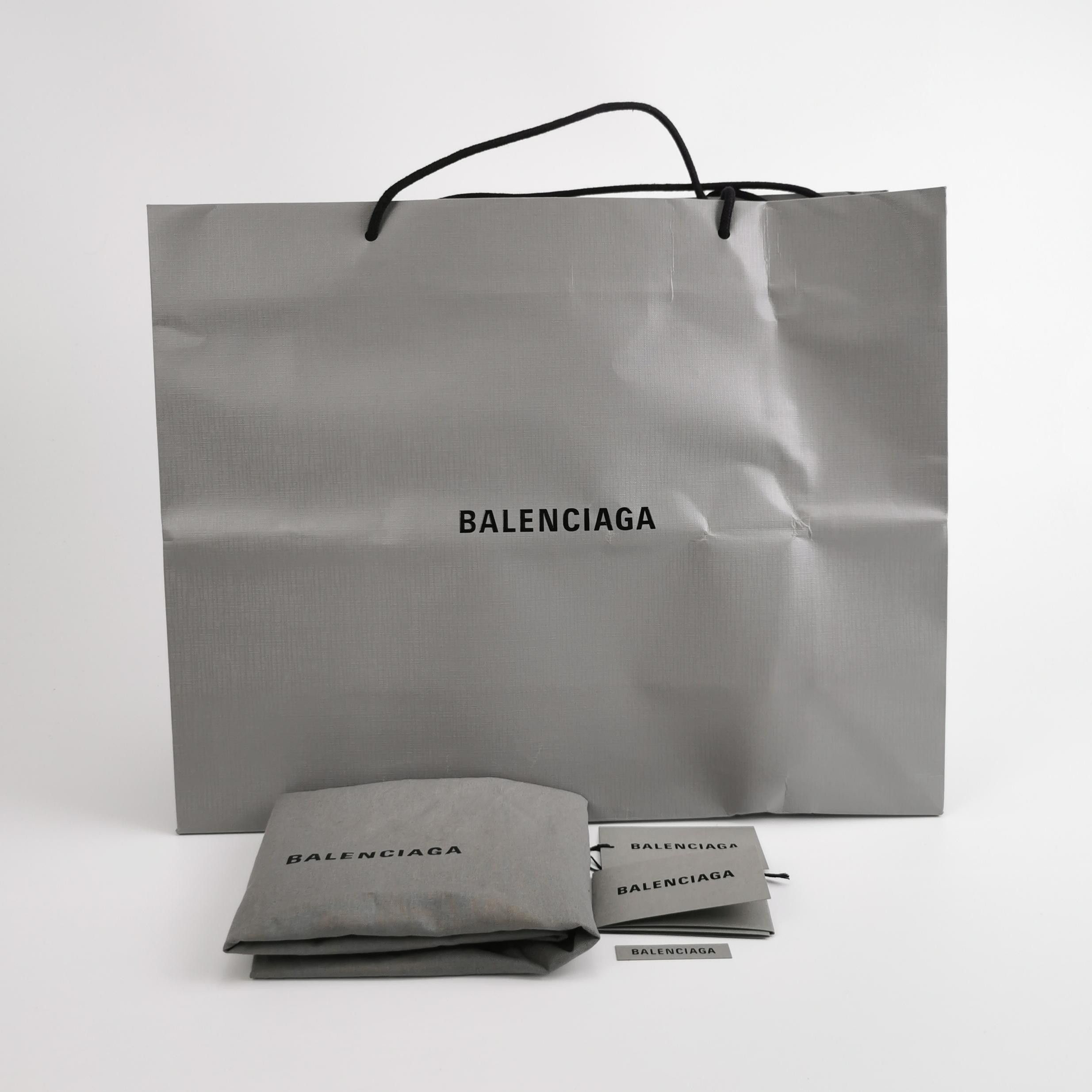 Balenciaga Balenciaga Women os Shoulder Bags Size ONE SIZE - 9 Thumbnail