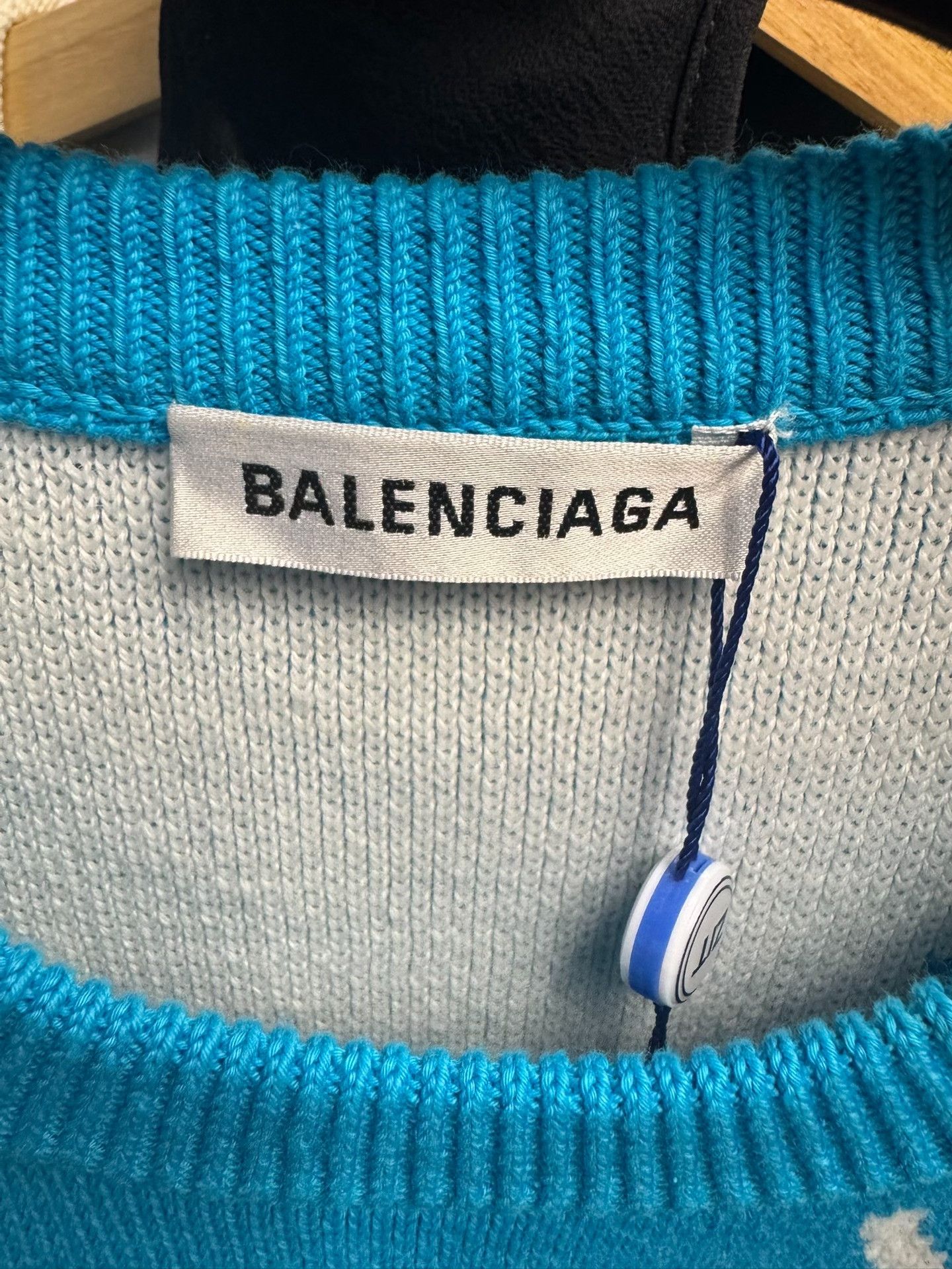 Balenciaga Balenciaga Logo Knit Sweater Blue Size M Size US M / EU 48-50 / 2 - 4 Thumbnail