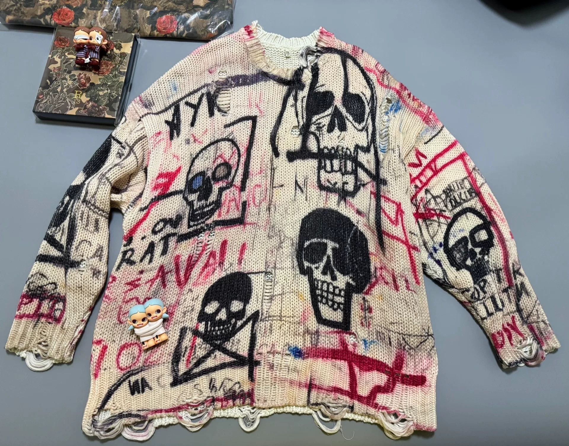 R13 R13 Skull Graffiti Print Sweater Size M Size M / US 6-8 / IT 42-44 - 2 Thumbnail