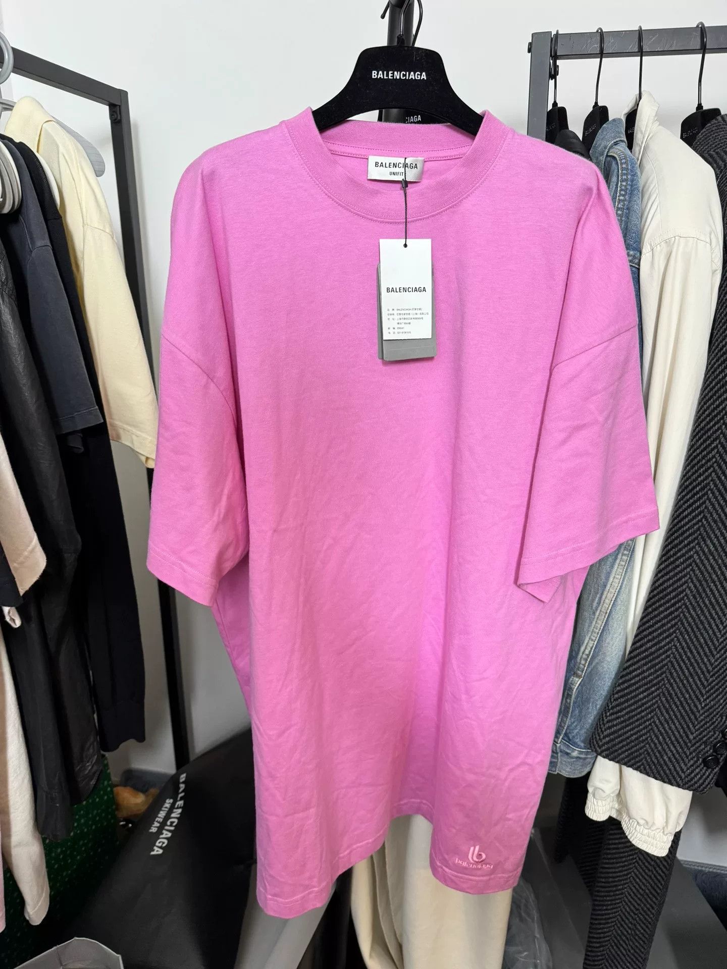 Balenciaga Balenciaga Embroidered Logo T-Shirt Size M Size US M / EU 48-50 / 2 - 2 Thumbnail