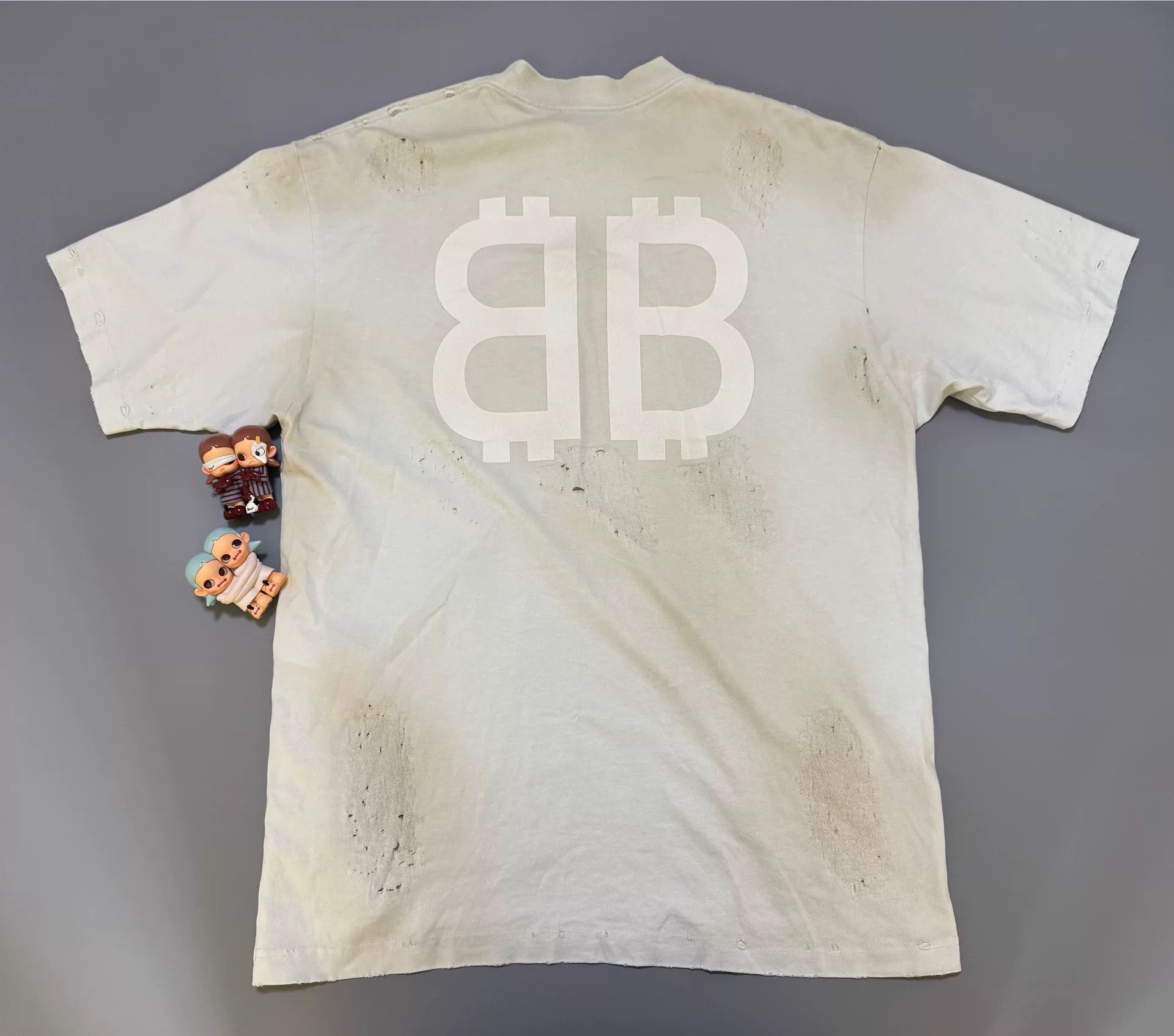 Balenciaga Balenciaga BB Logo Distressed T-Shirt Size XS Size US XS / EU 42 / 0 - 5 Thumbnail