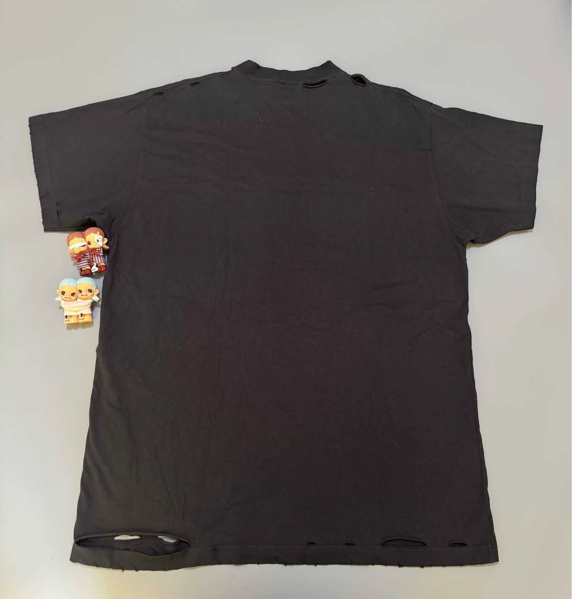 Balenciaga Balenciaga Planet Earth T-Shirt Size S Size US S / EU 44-46 / 1 - 3 Thumbnail