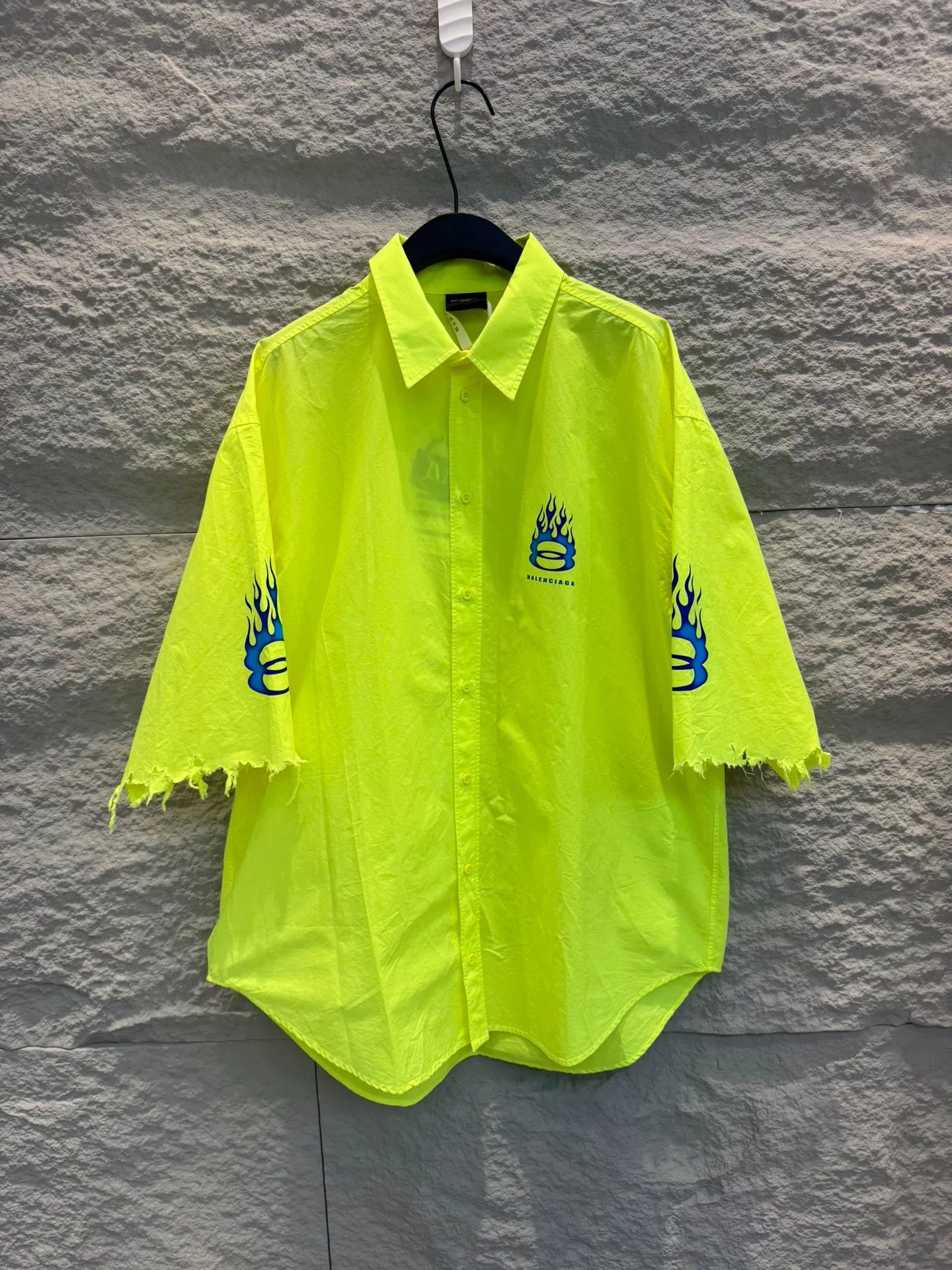 Balenciaga Balenciaga Flame Logo Short Sleeve Shirt Size XS Size US XS / EU 42 / 0 - 2 Thumbnail